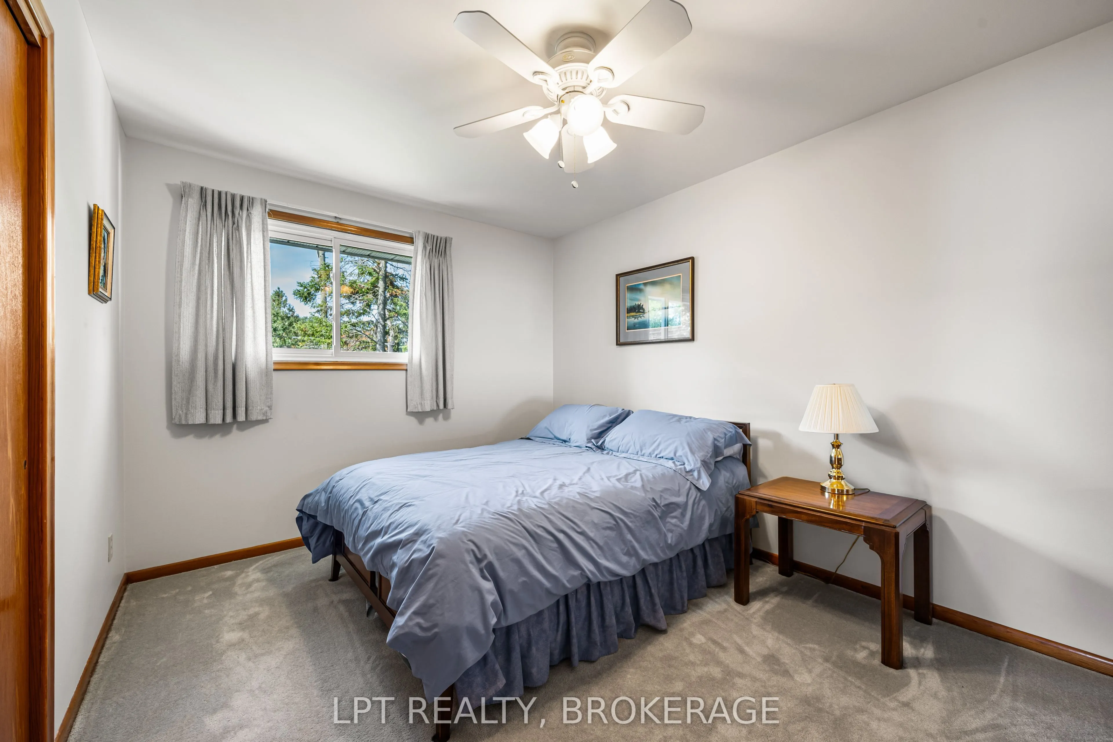 124 Campbell Crescent