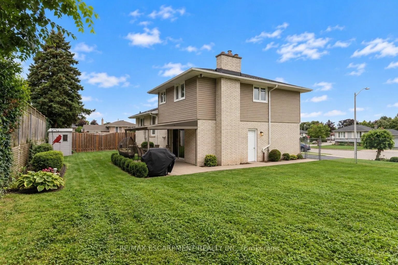 12 Brae Crest Drive