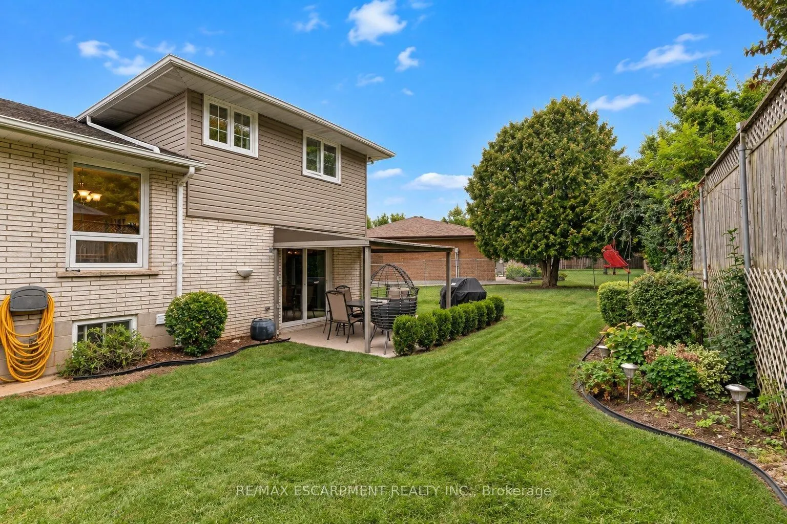 12 Brae Crest Drive
