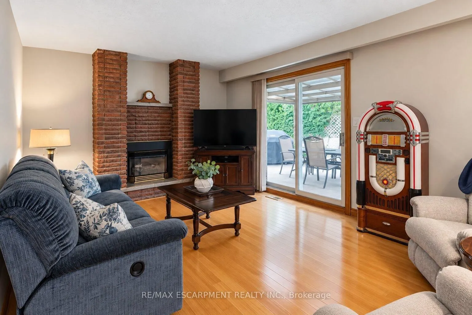 12 Brae Crest Drive