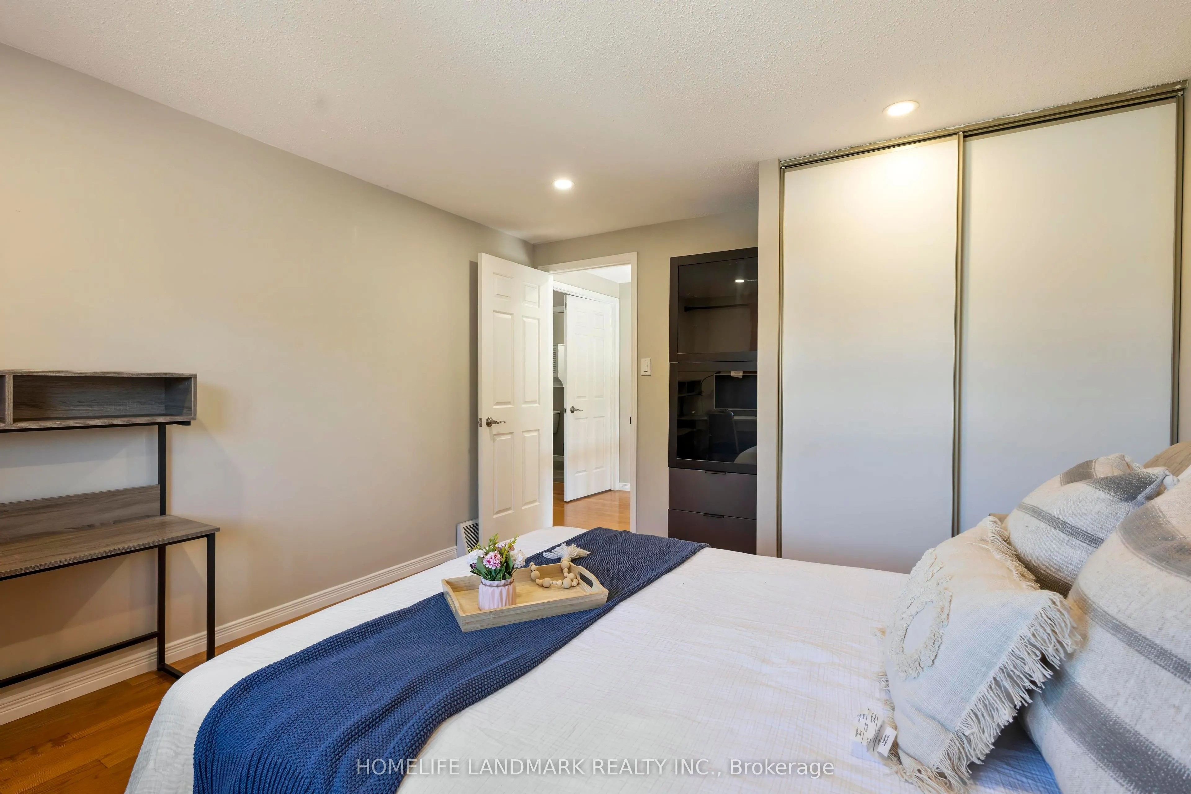475 BEECHWOOD Drive #4