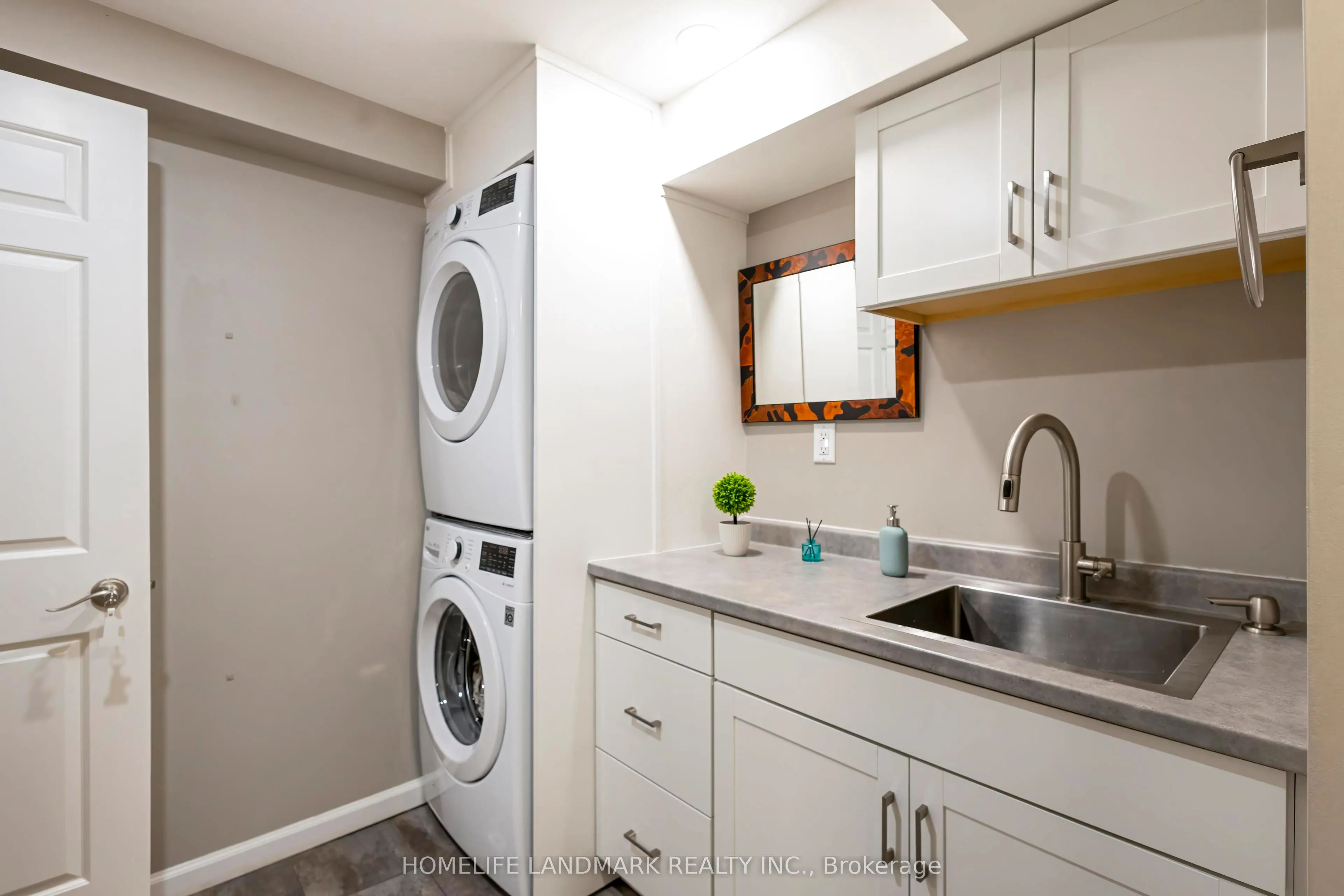 475 BEECHWOOD Drive #4