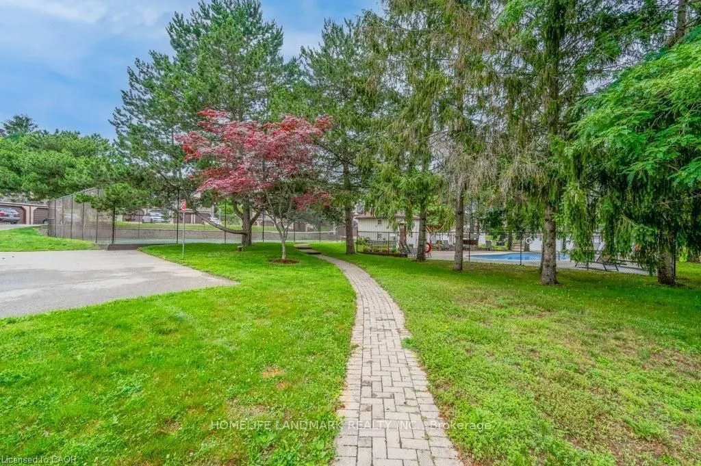 475 BEECHWOOD Drive #4
