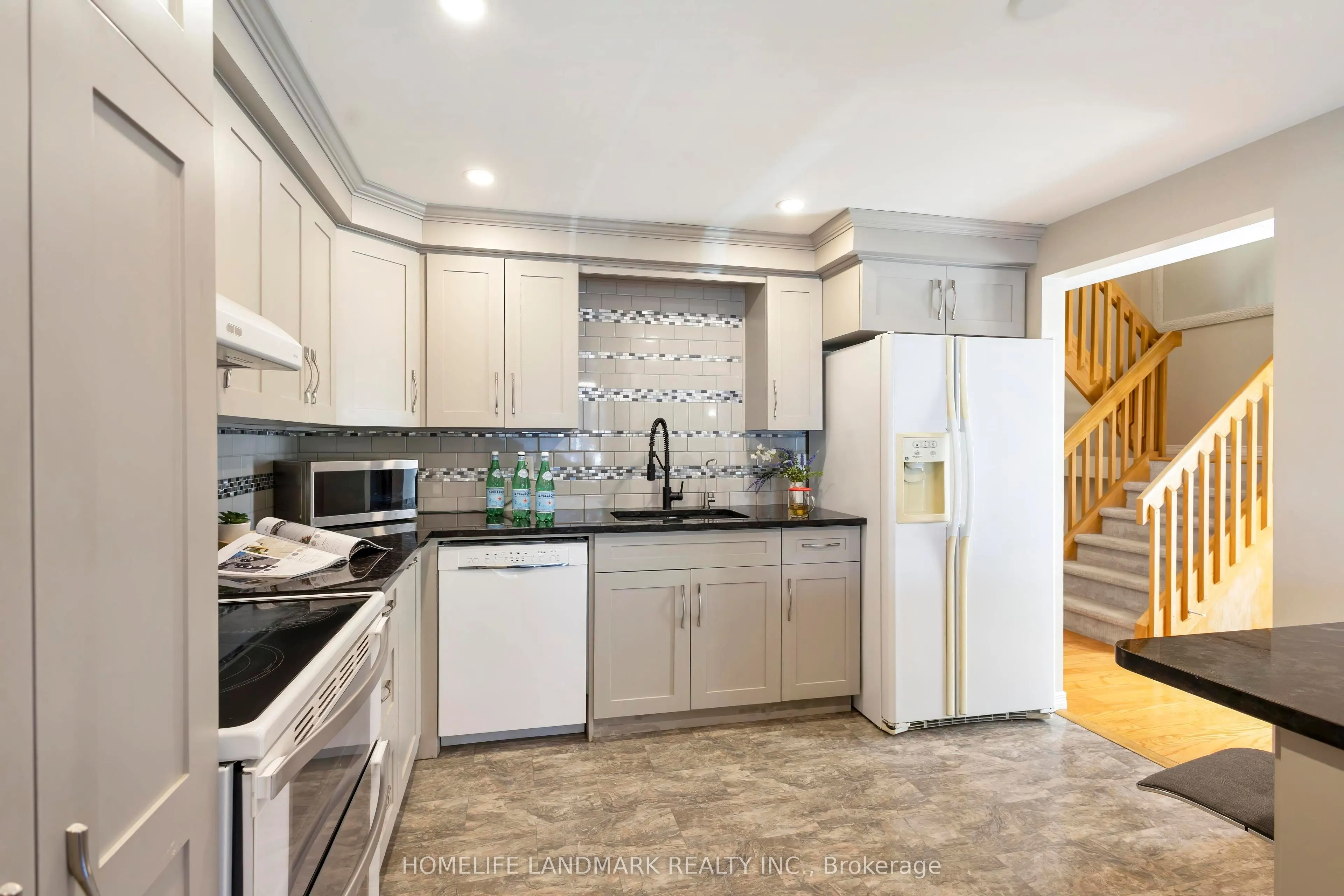 475 BEECHWOOD Drive #4