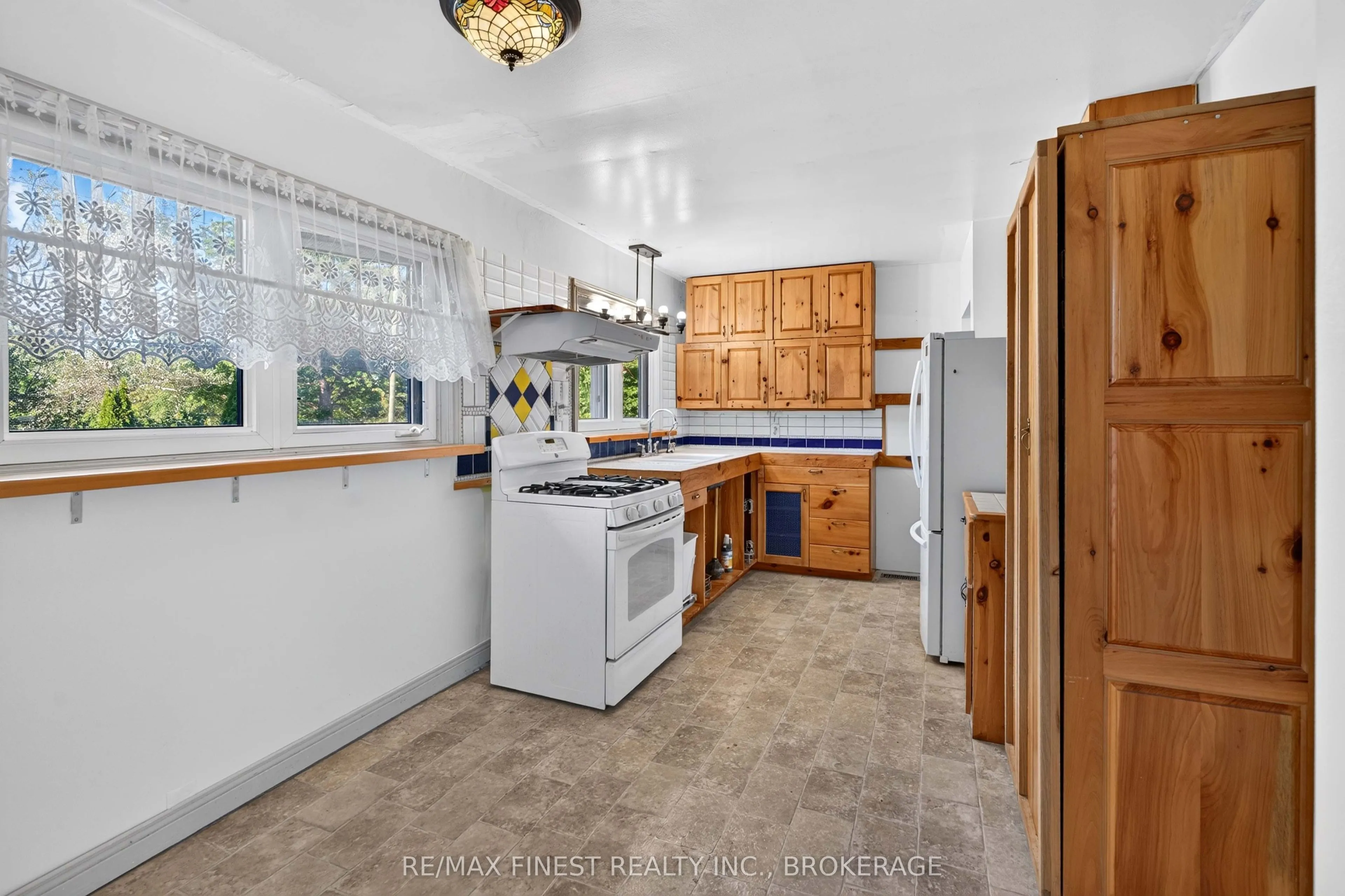 1045 Middle Road