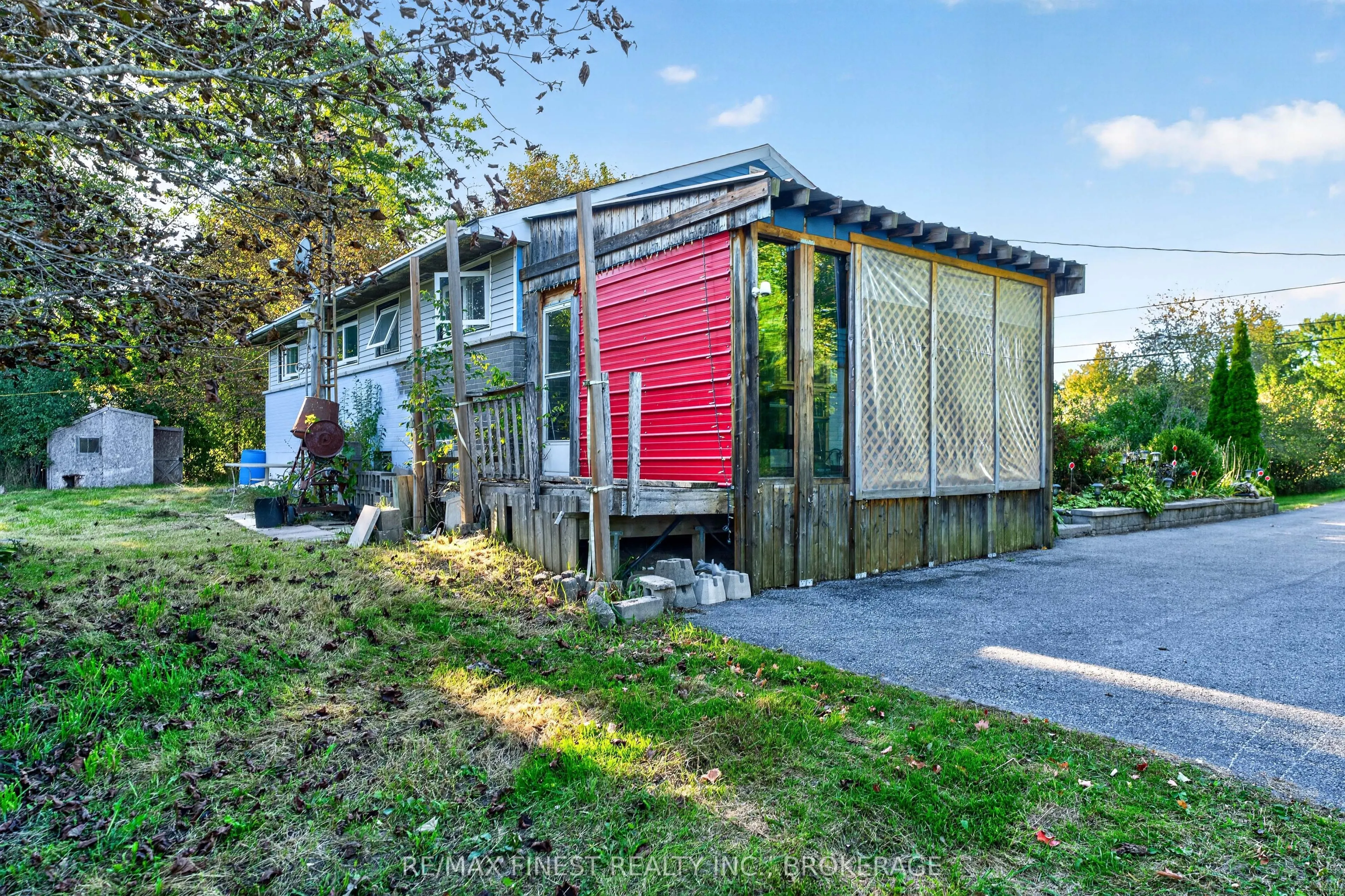 1045 Middle Road