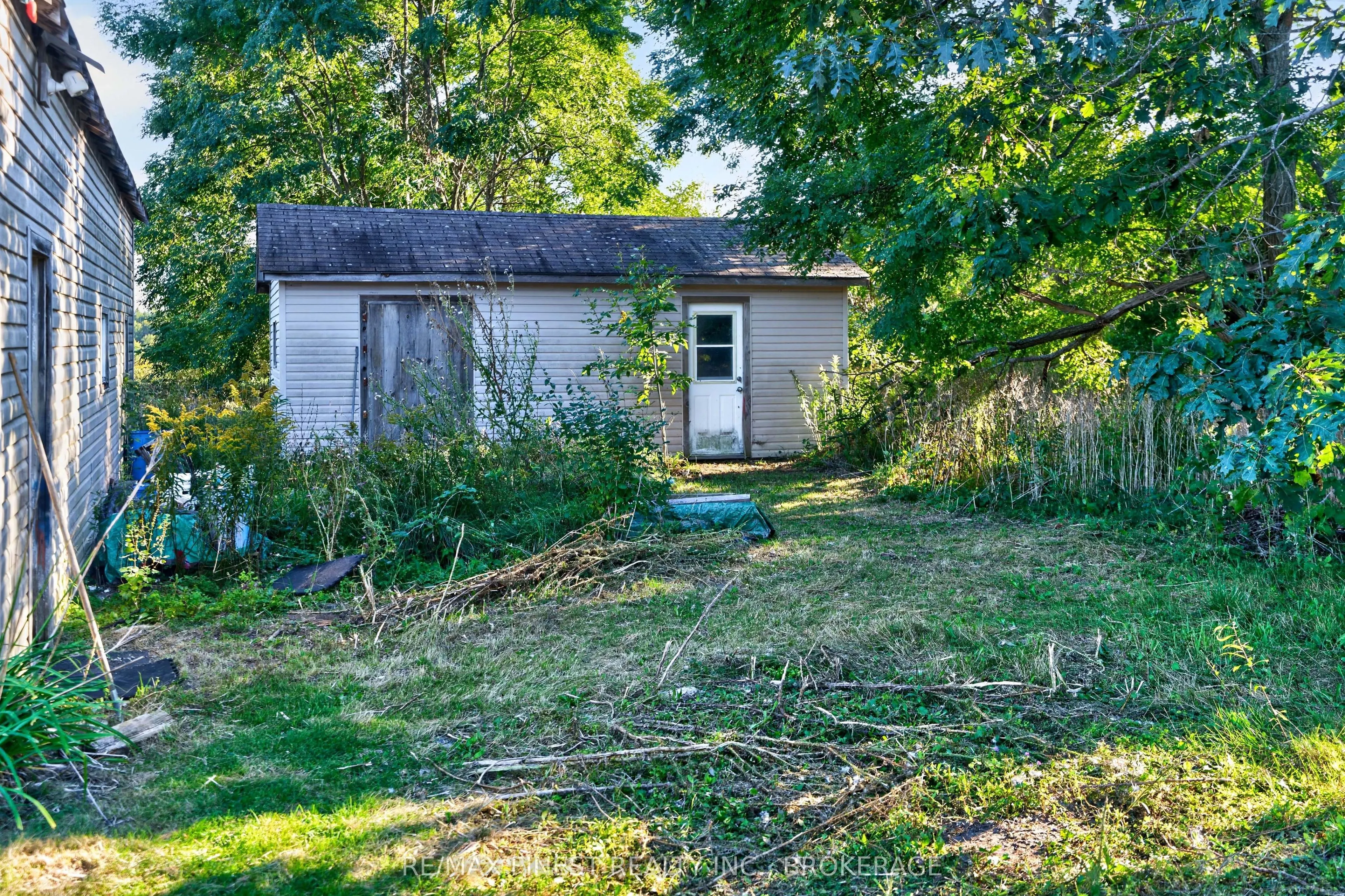 1045 Middle Road