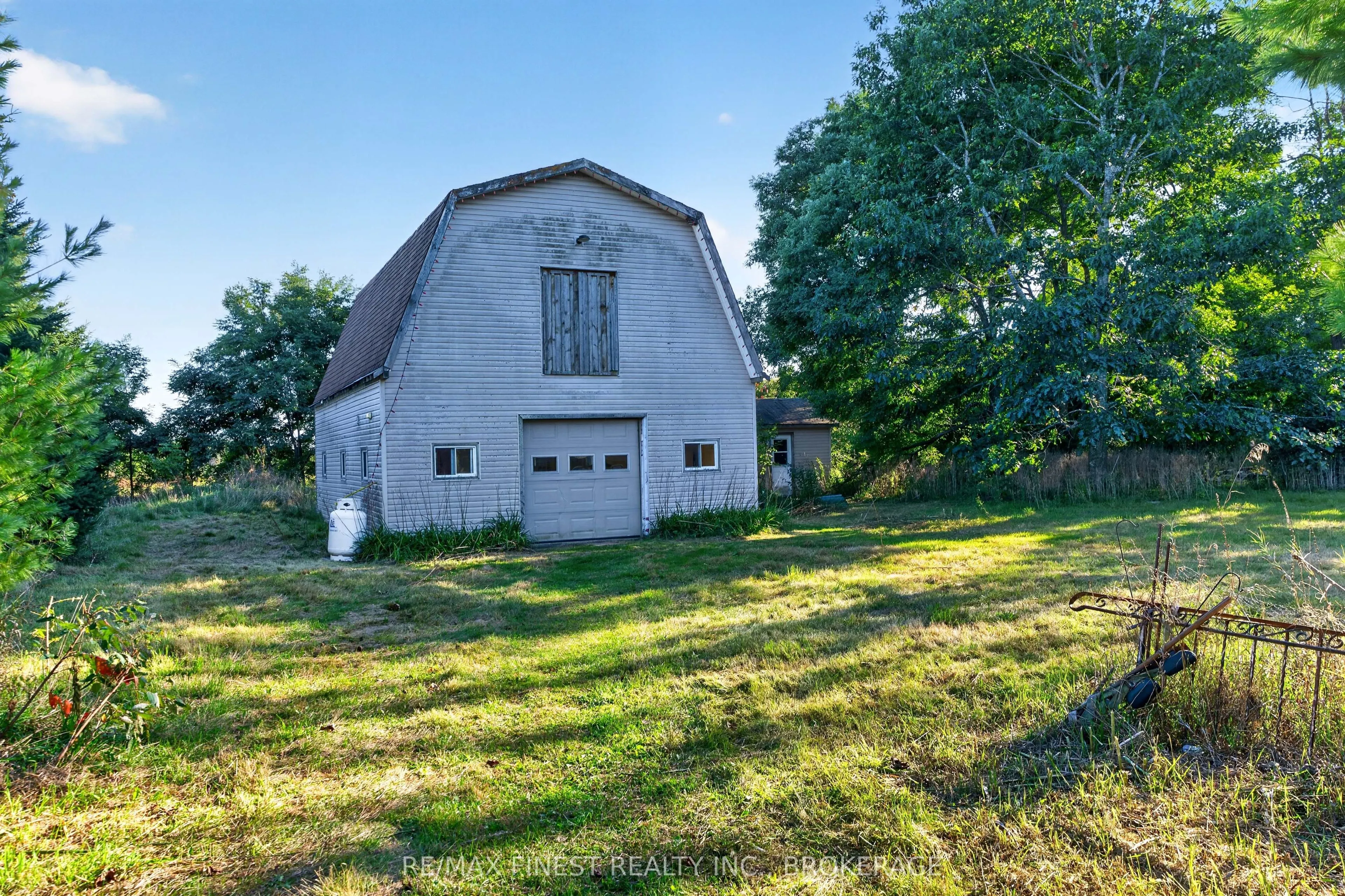 1045 Middle Road