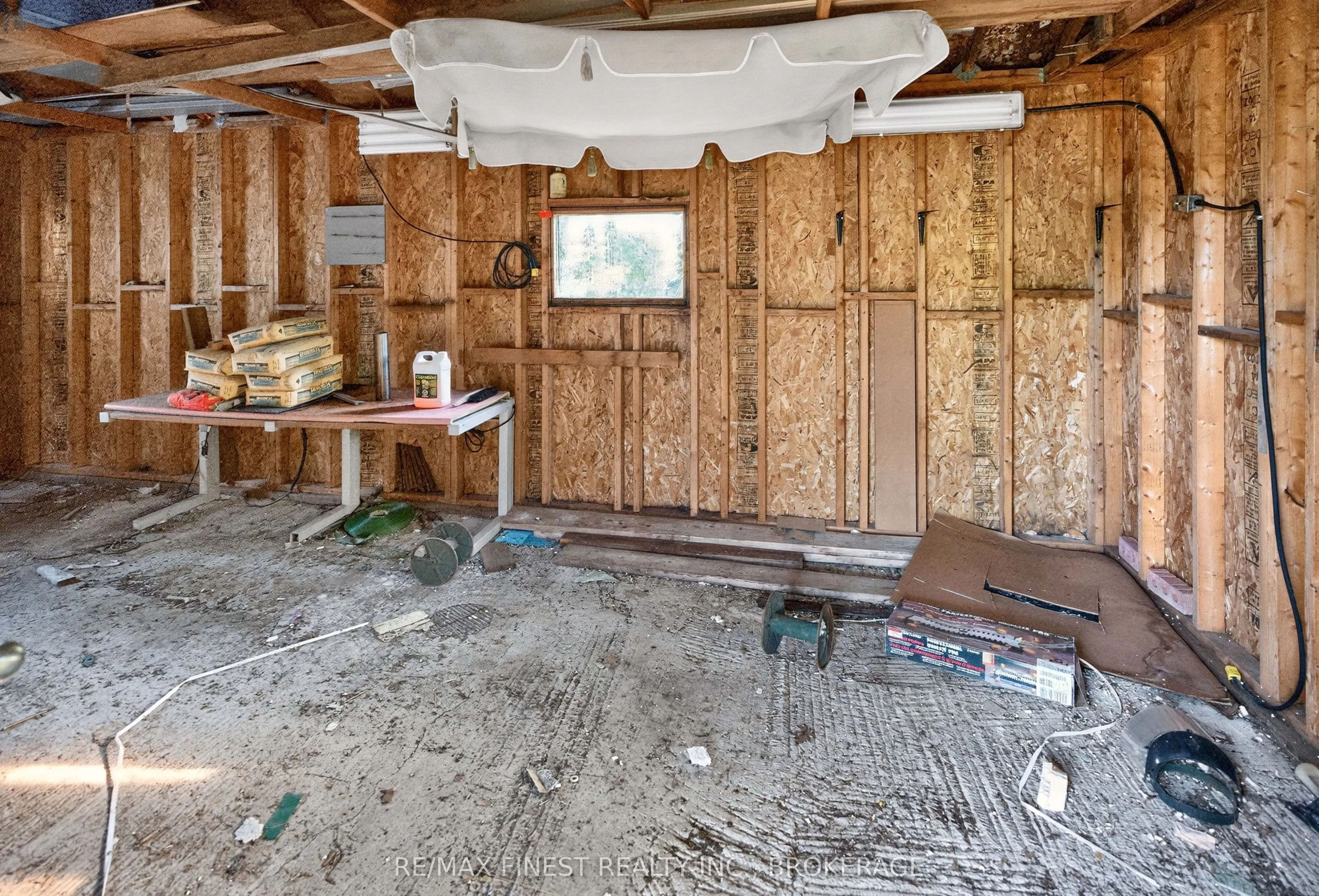 1045 Middle Road