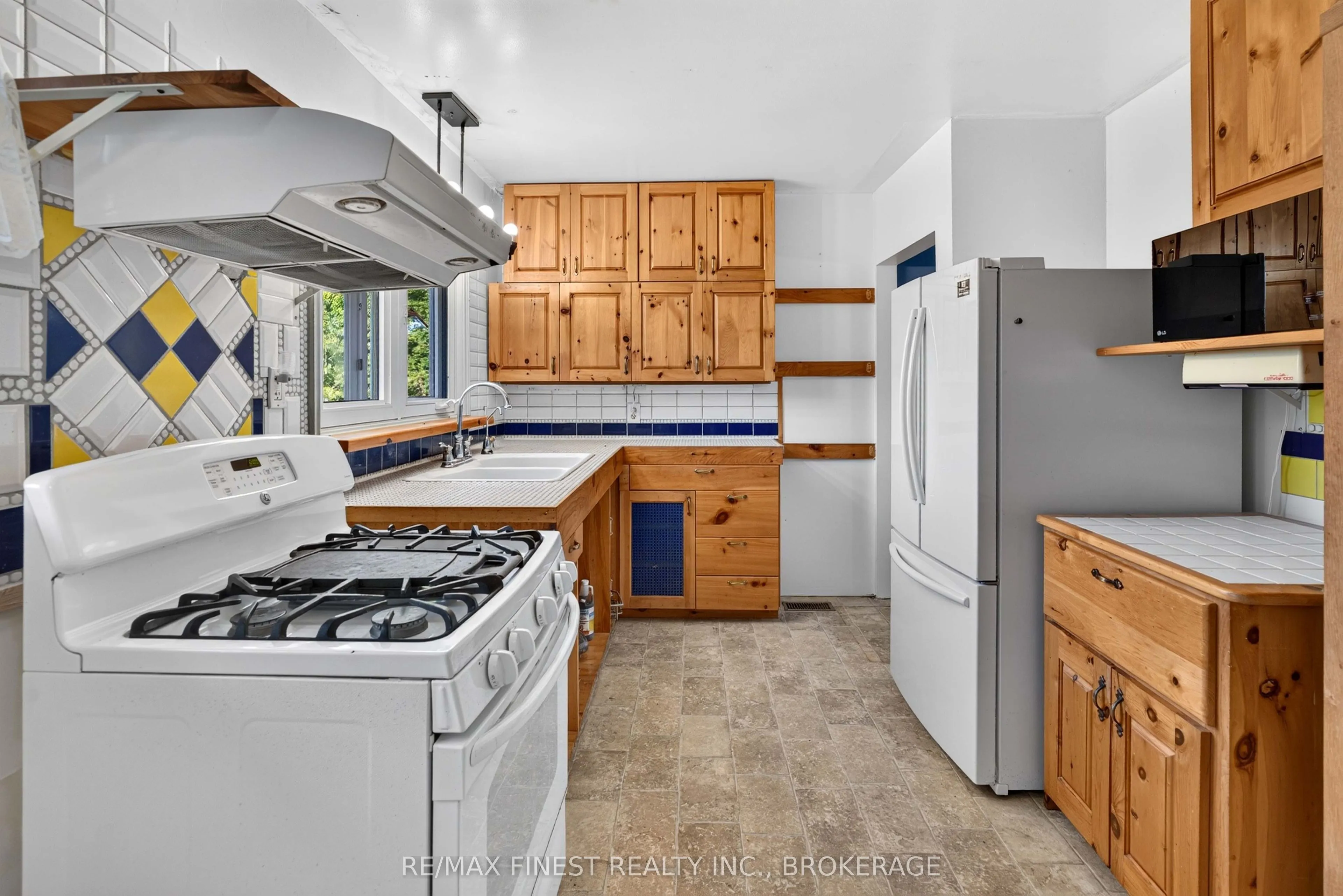 1045 Middle Road