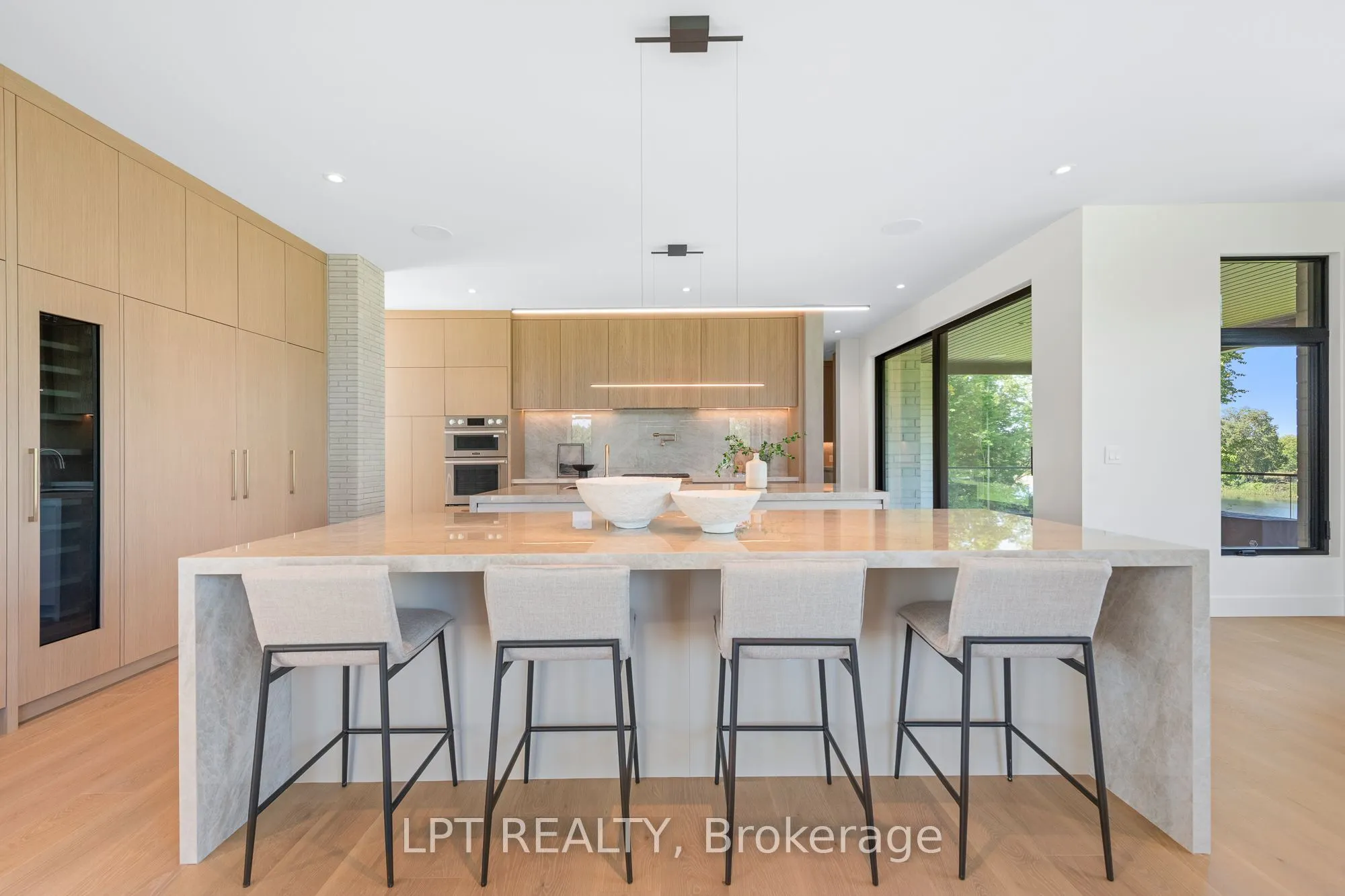 1063 river Road