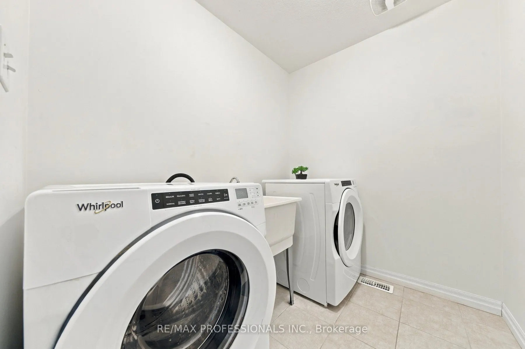 135 Hardcastle Drive #31