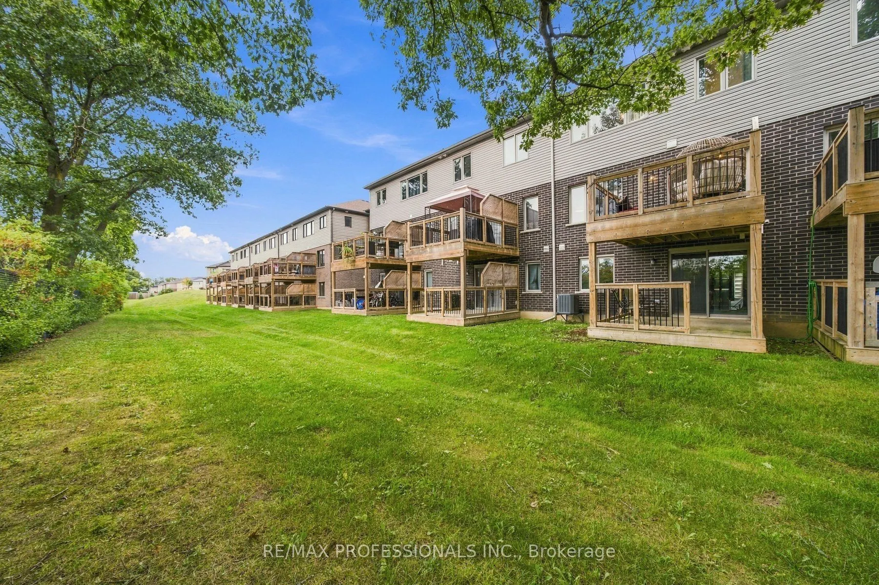135 Hardcastle Drive #31