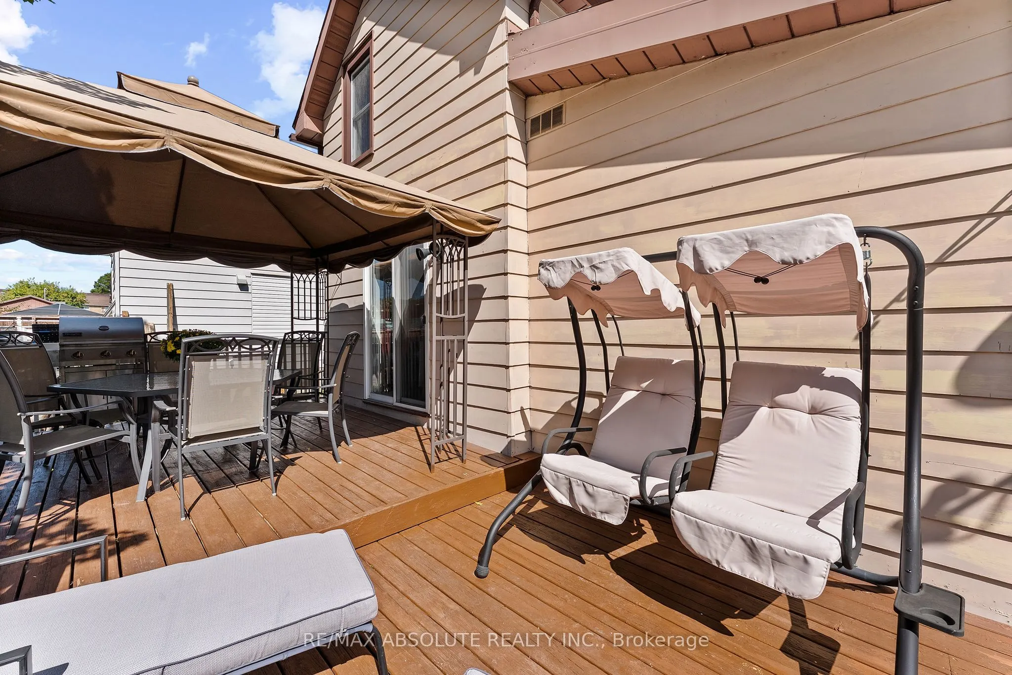 150 McGonigal Street W