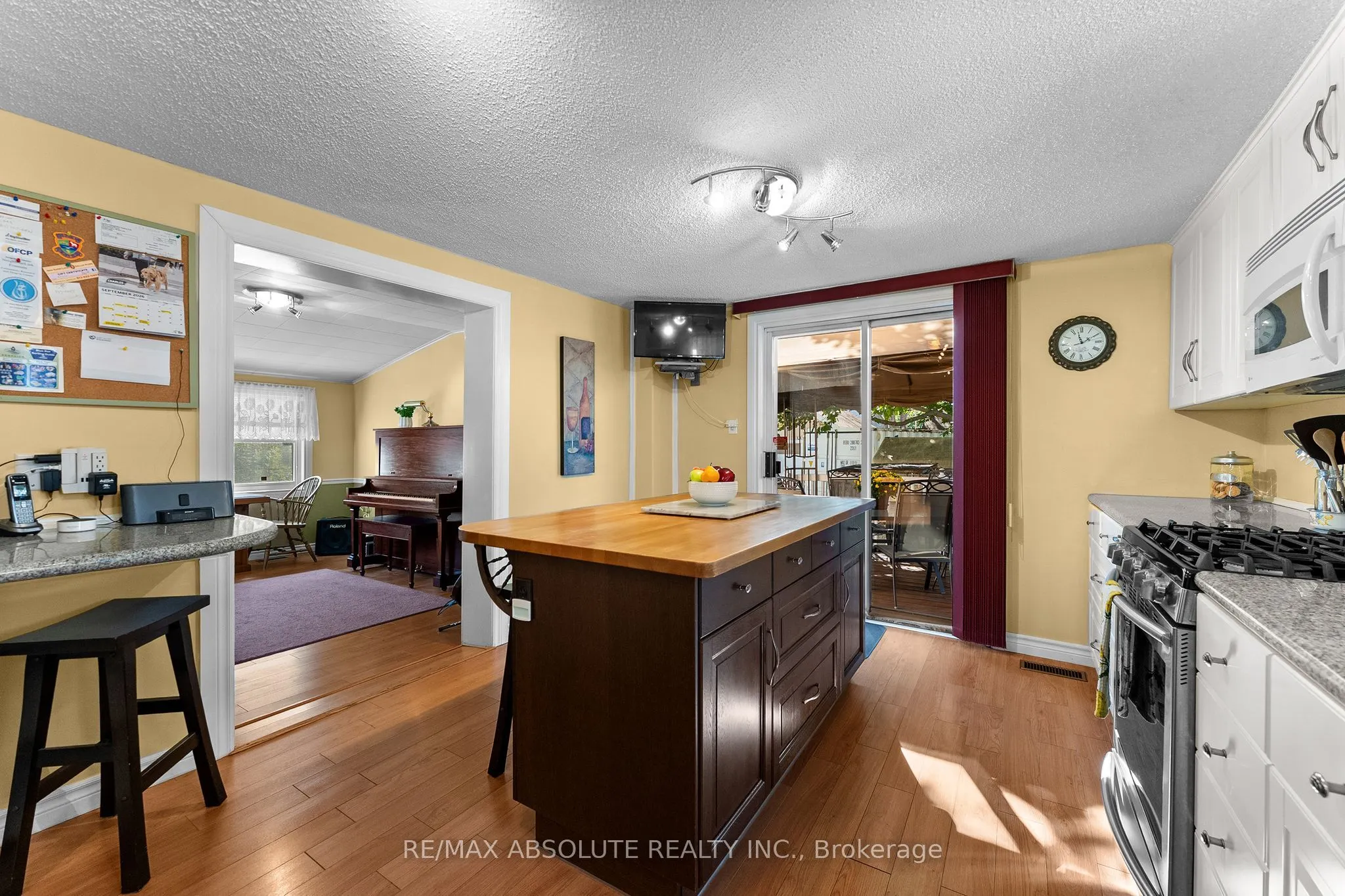 150 McGonigal Street W