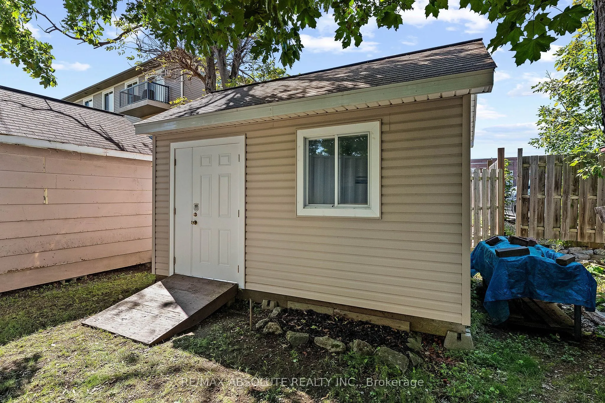 150 McGonigal Street W