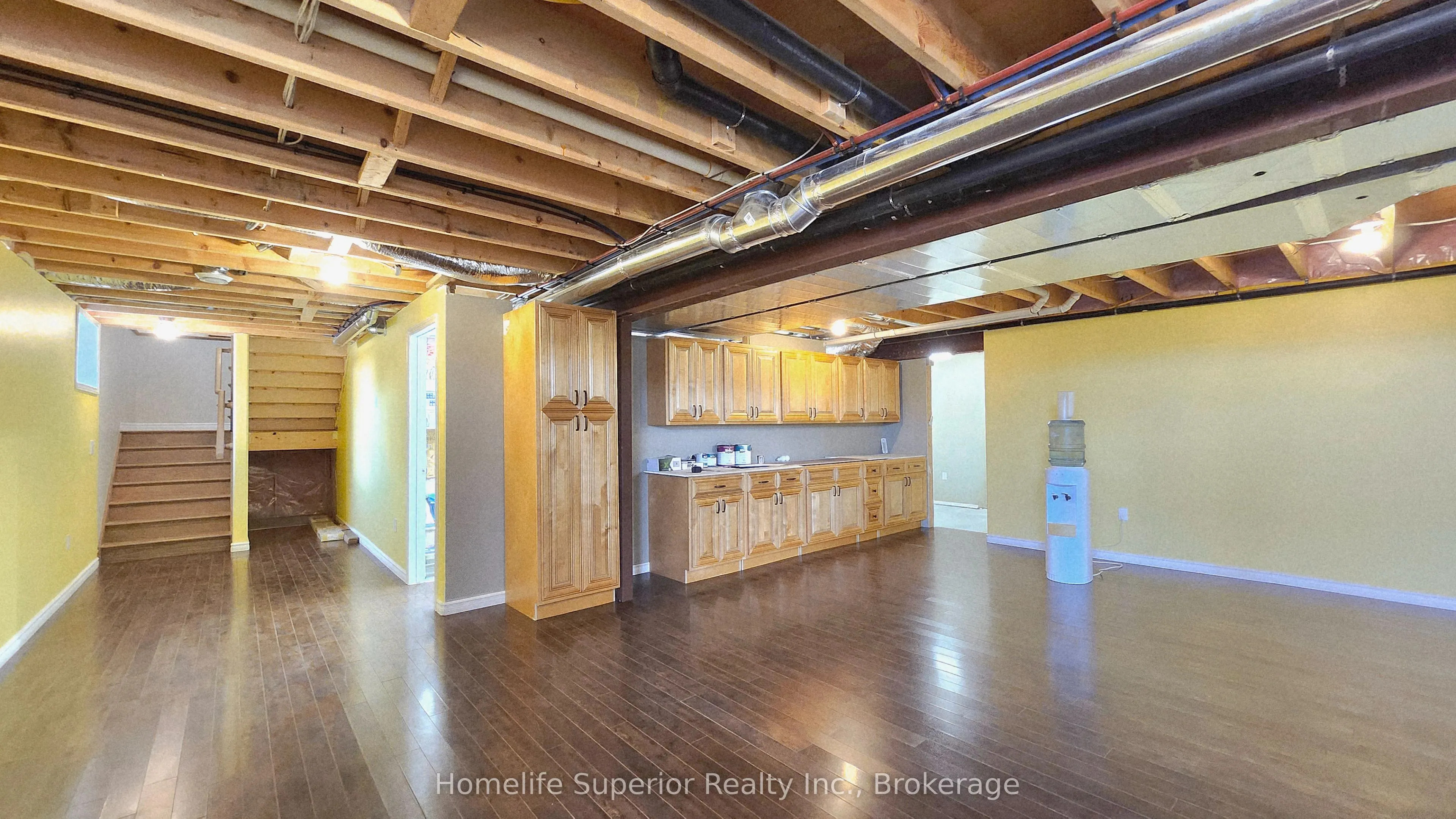 307 Tracey Road