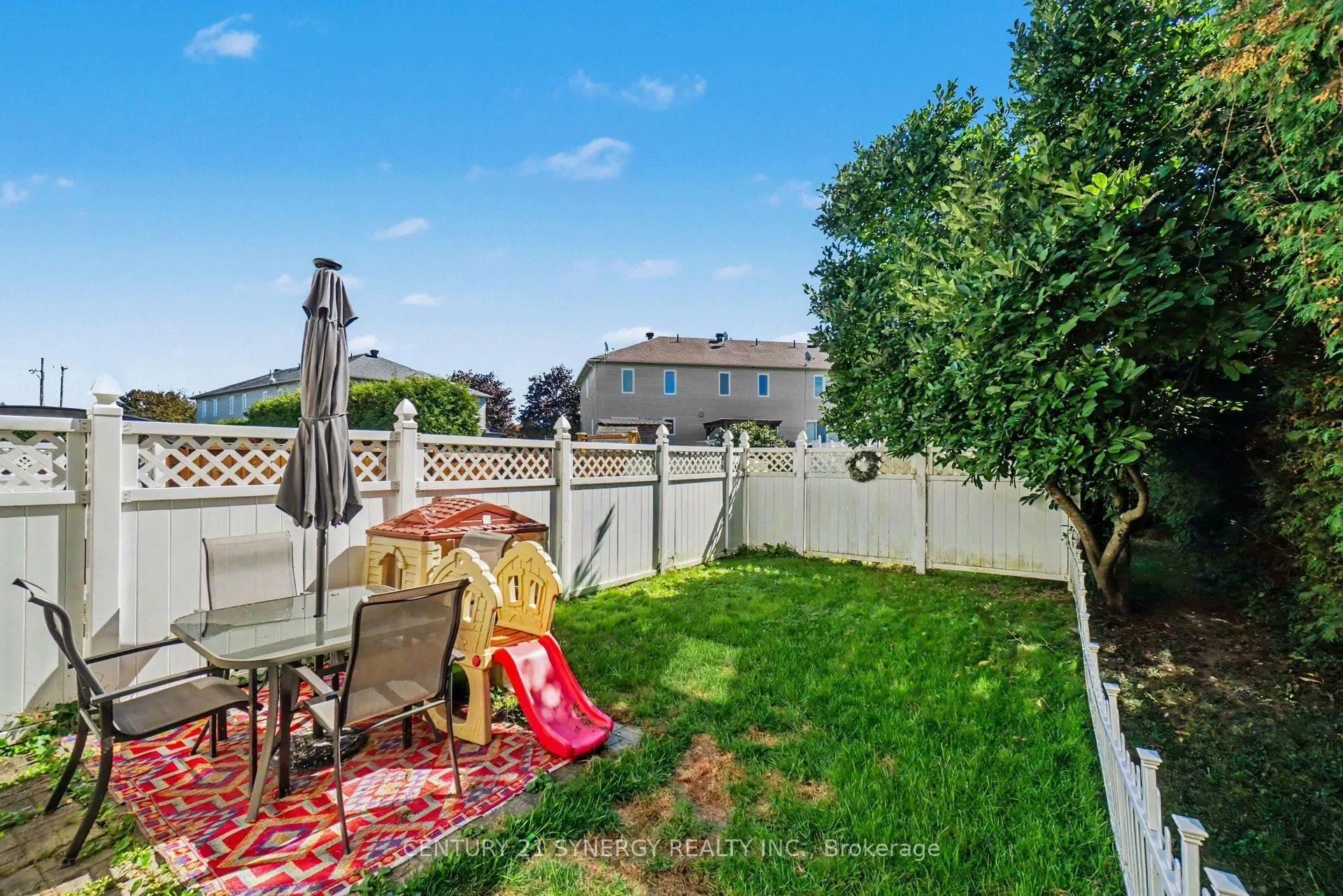 63 Lafleche Boulevard