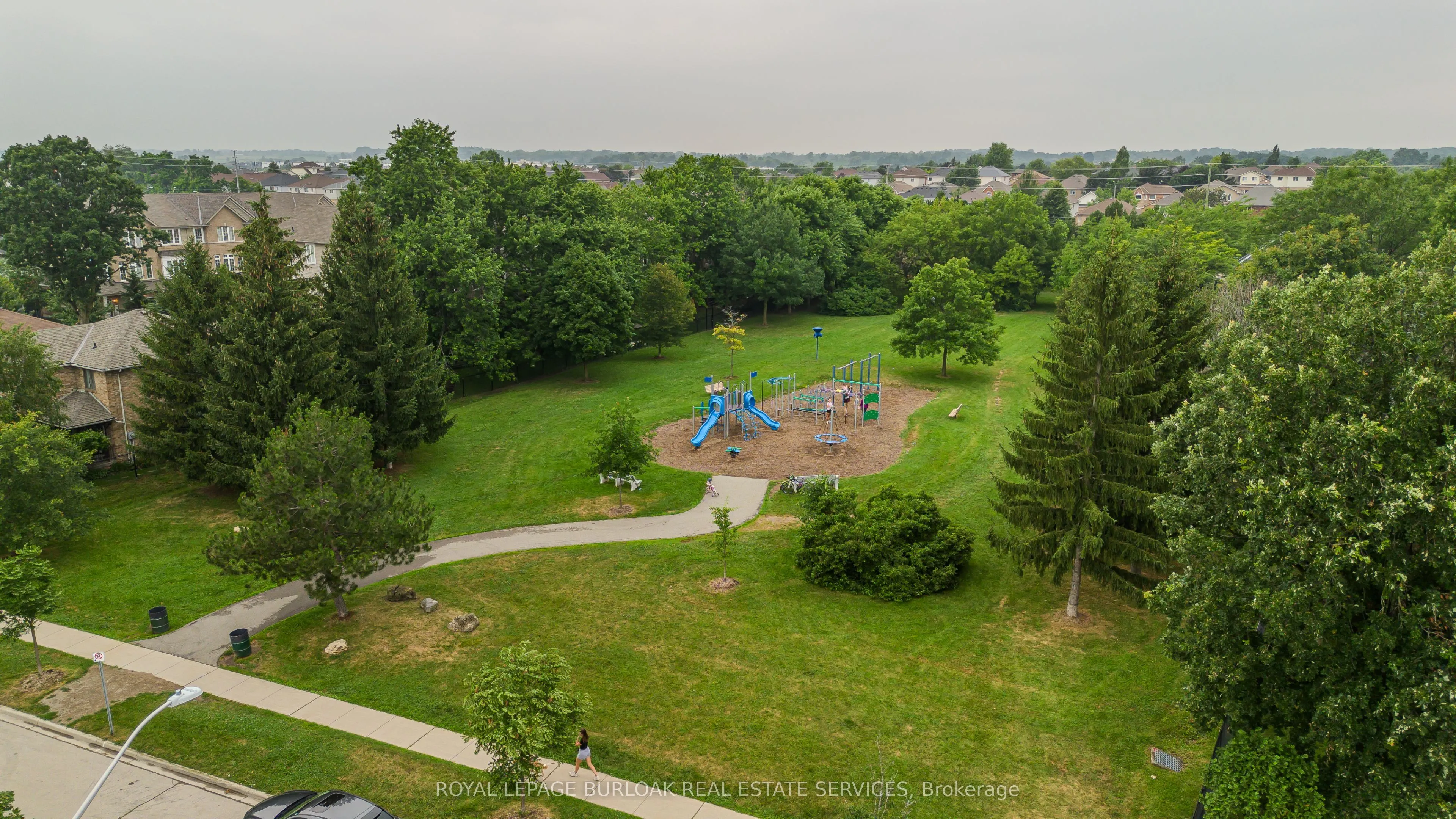 54 Waterwheel Crescent