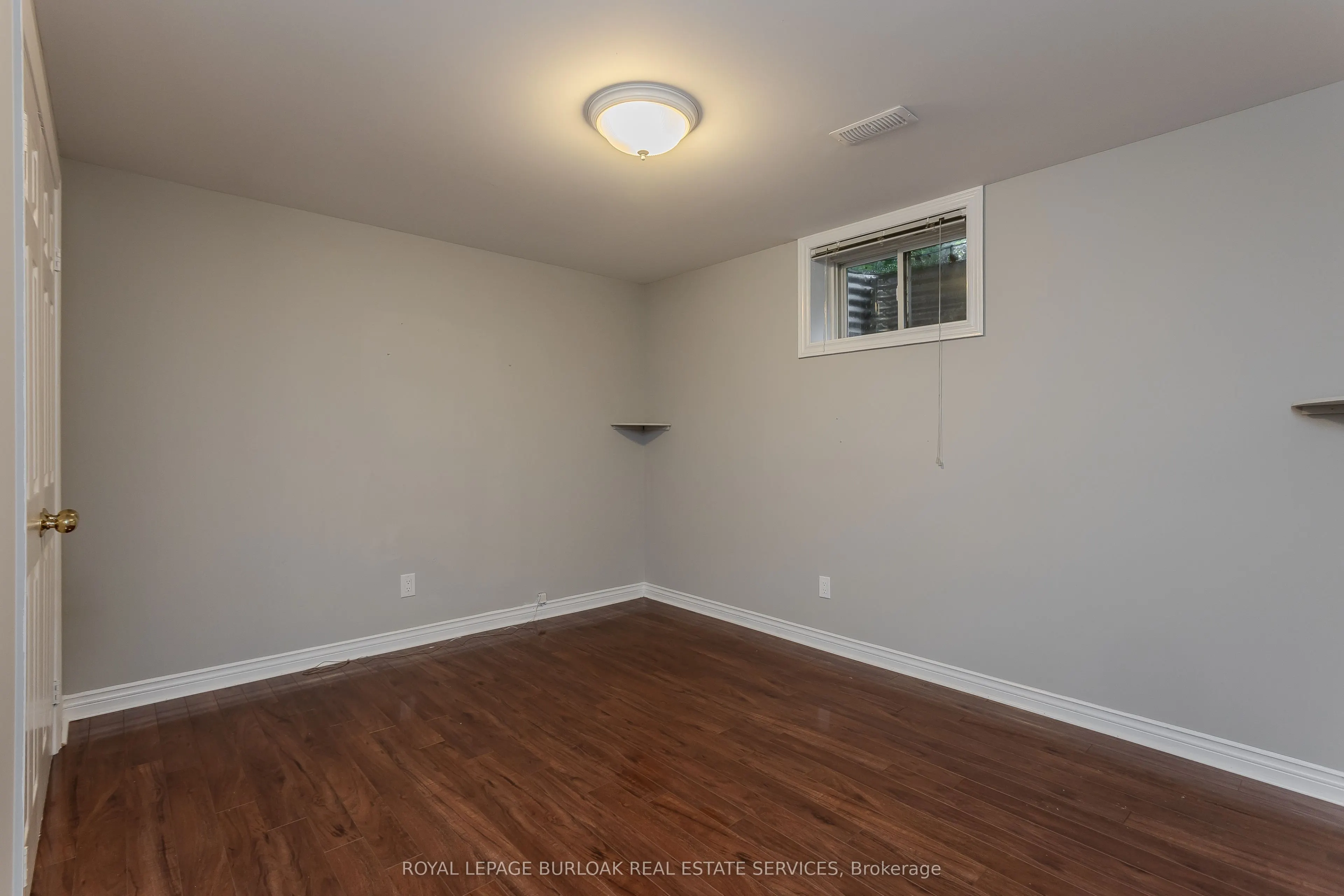54 Waterwheel Crescent