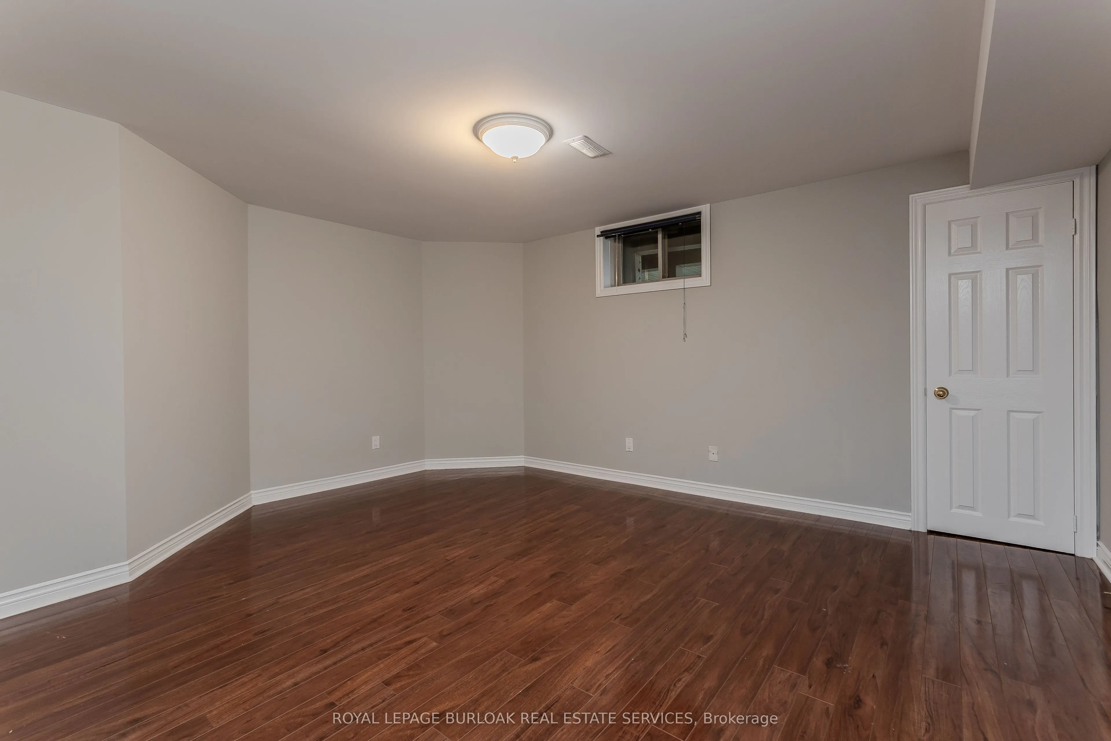 54 Waterwheel Crescent