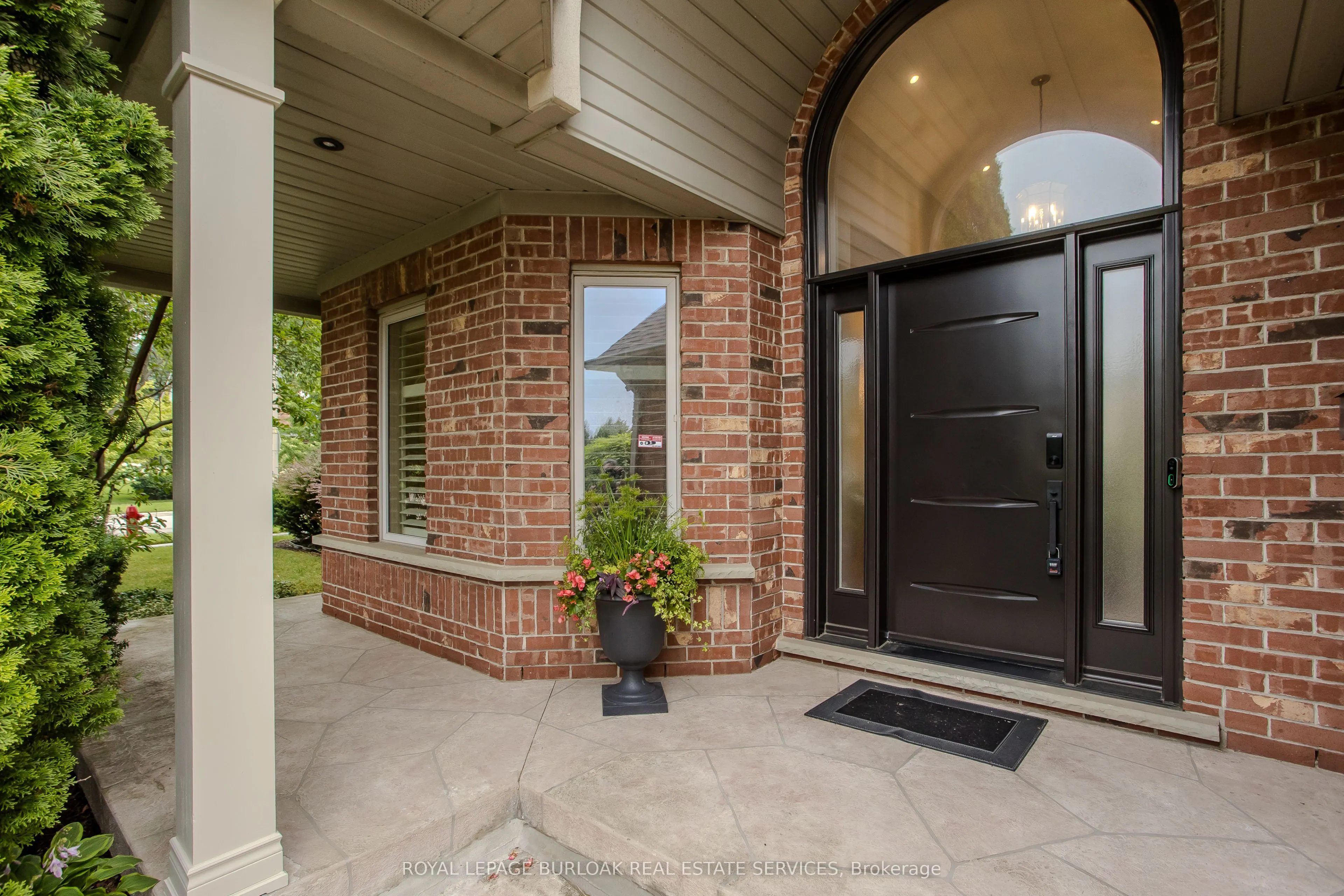 54 Waterwheel Crescent