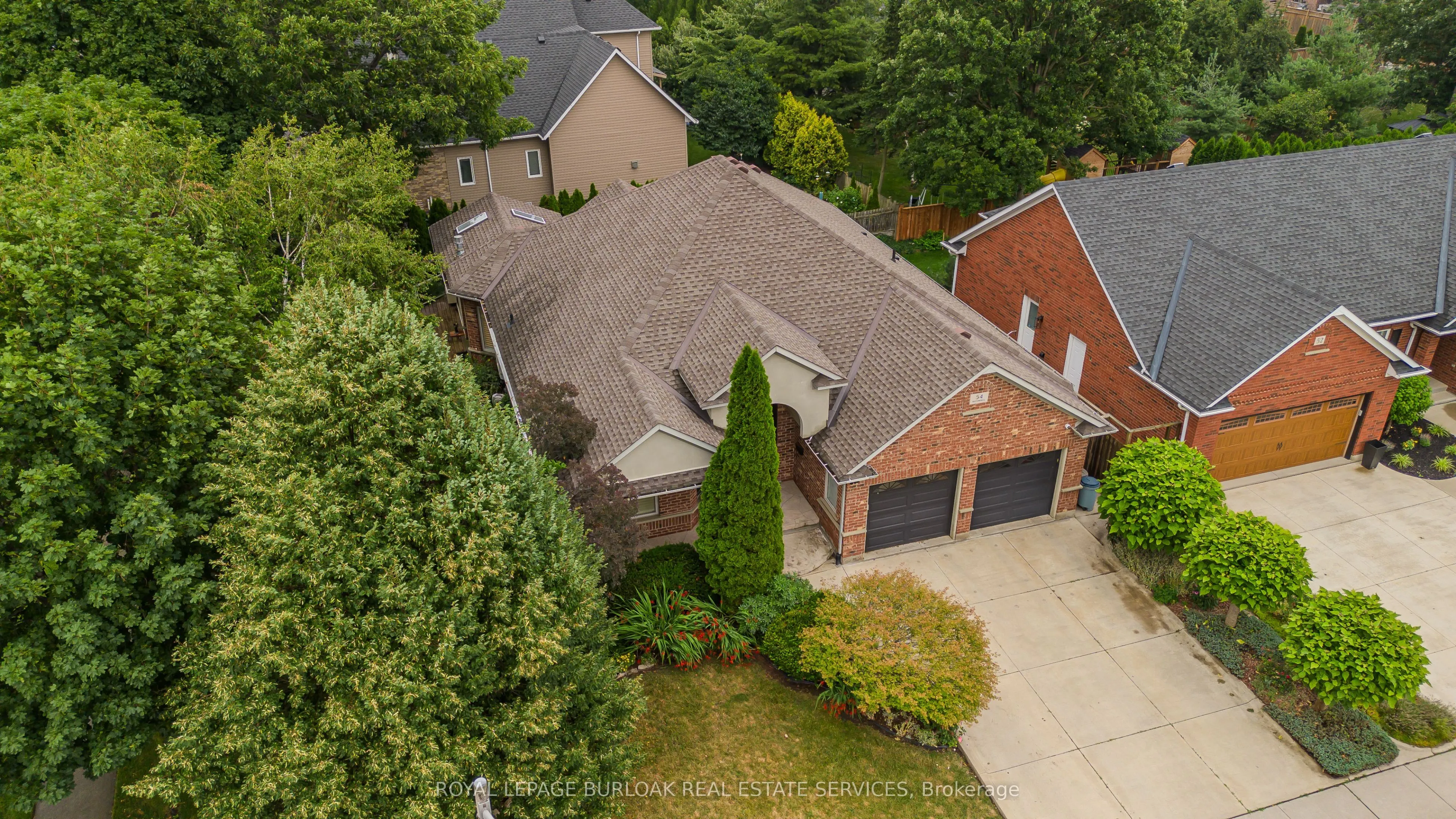 54 Waterwheel Crescent