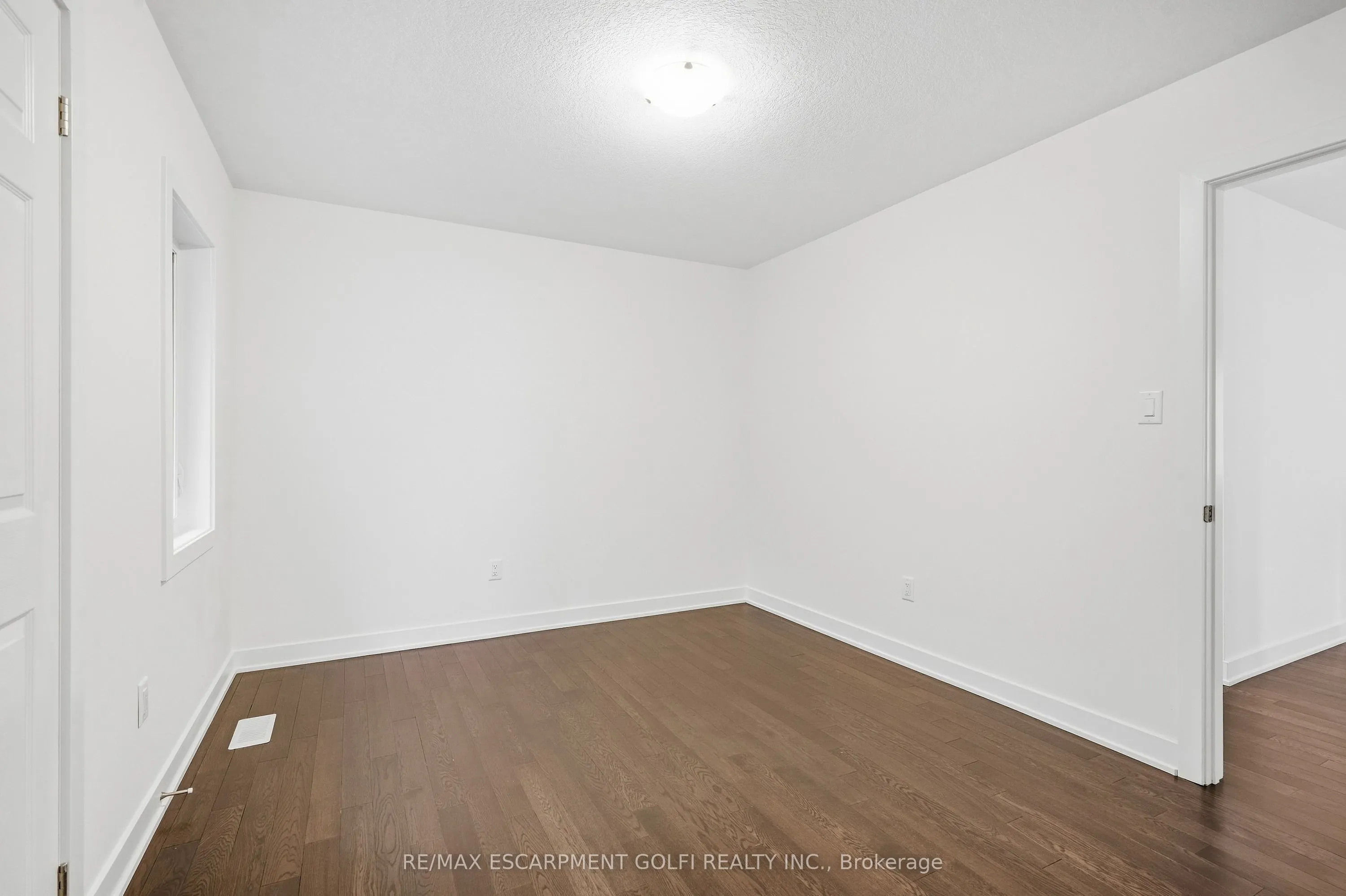 166 Aviron Crescent