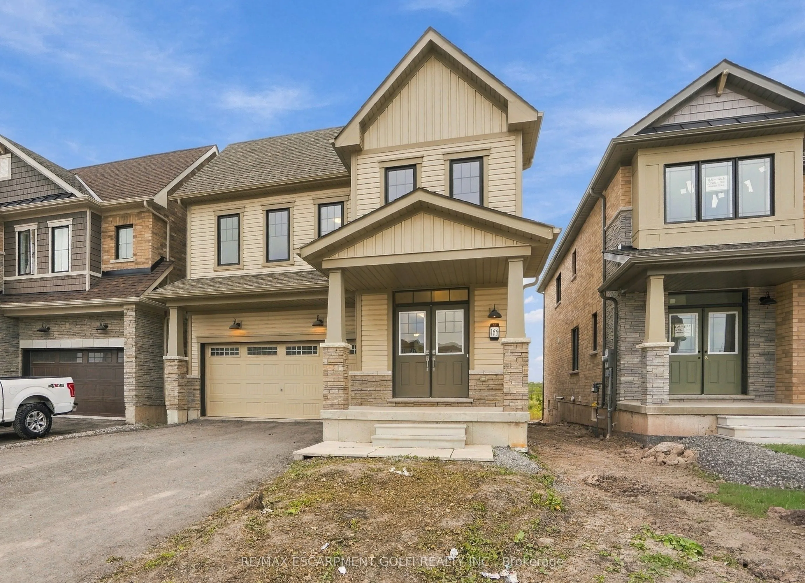 166 Aviron Crescent