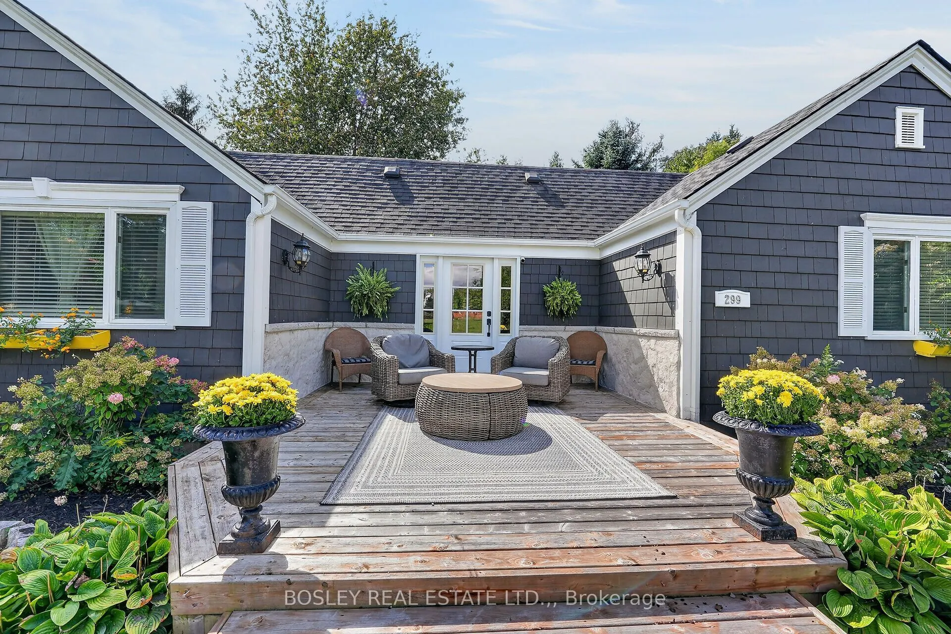 299 Cherry Hill Boulevard S