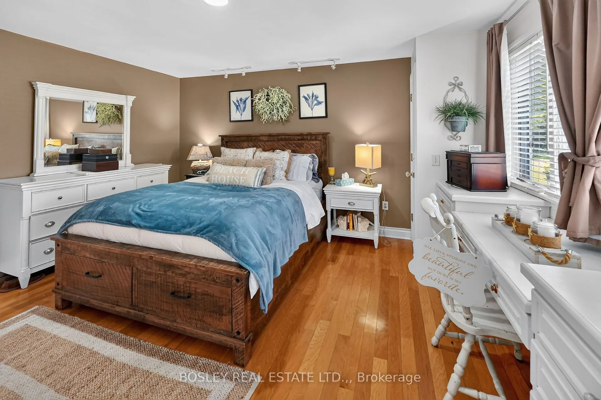 299 Cherry Hill Boulevard S