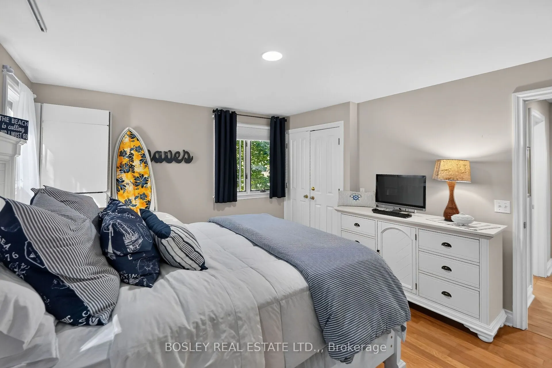 299 Cherry Hill Boulevard S