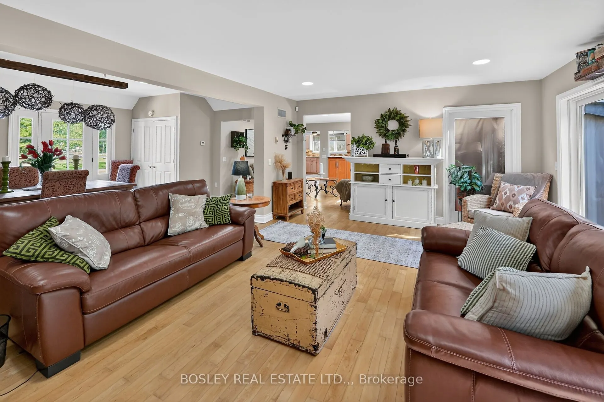 299 Cherry Hill Boulevard S