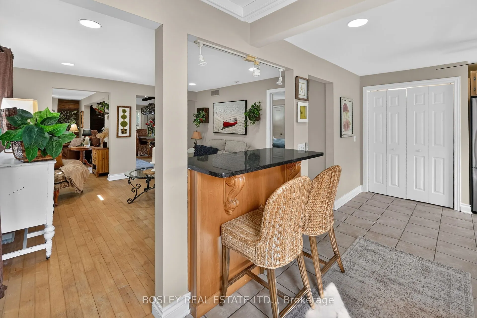 299 Cherry Hill Boulevard S