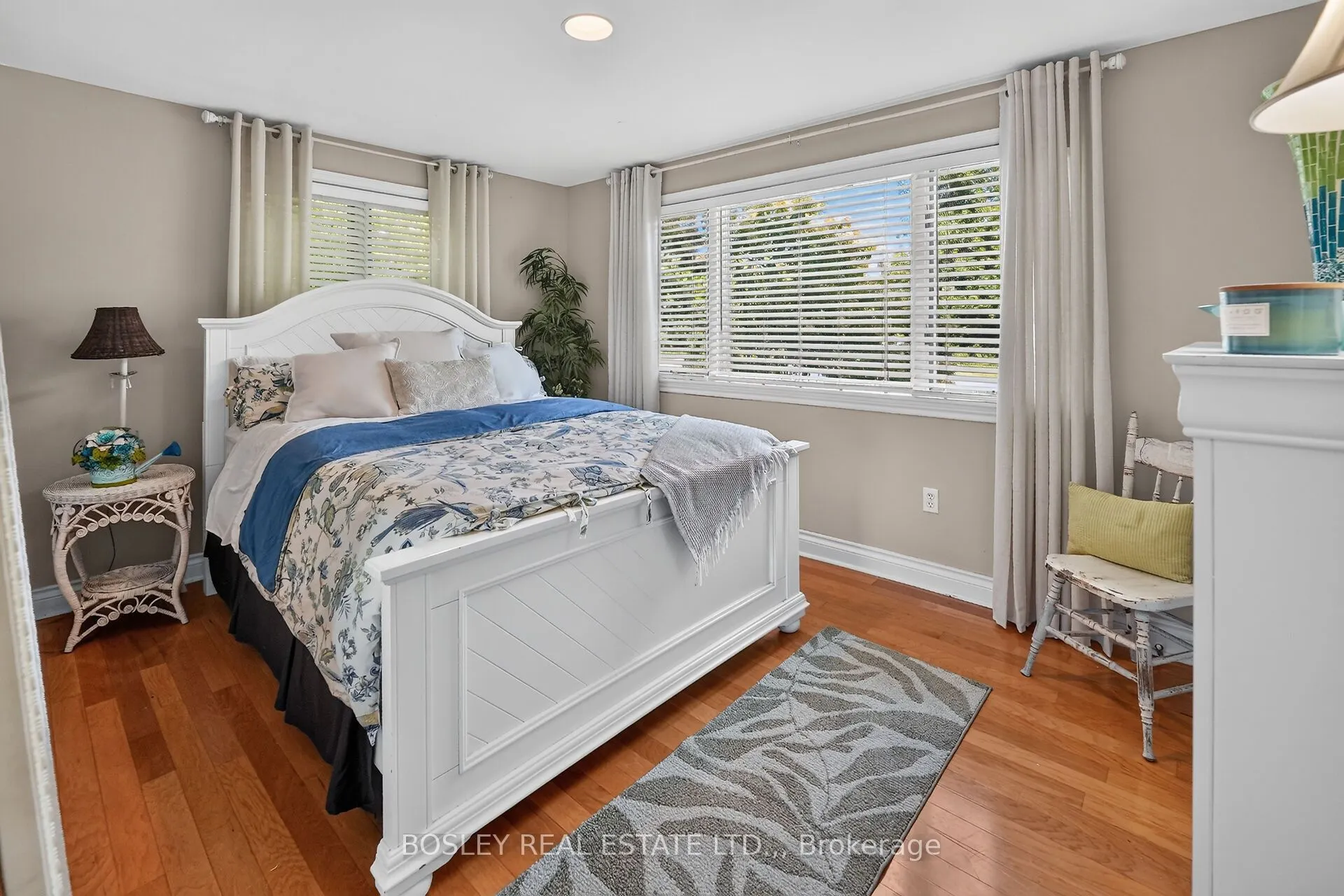 299 Cherry Hill Boulevard S