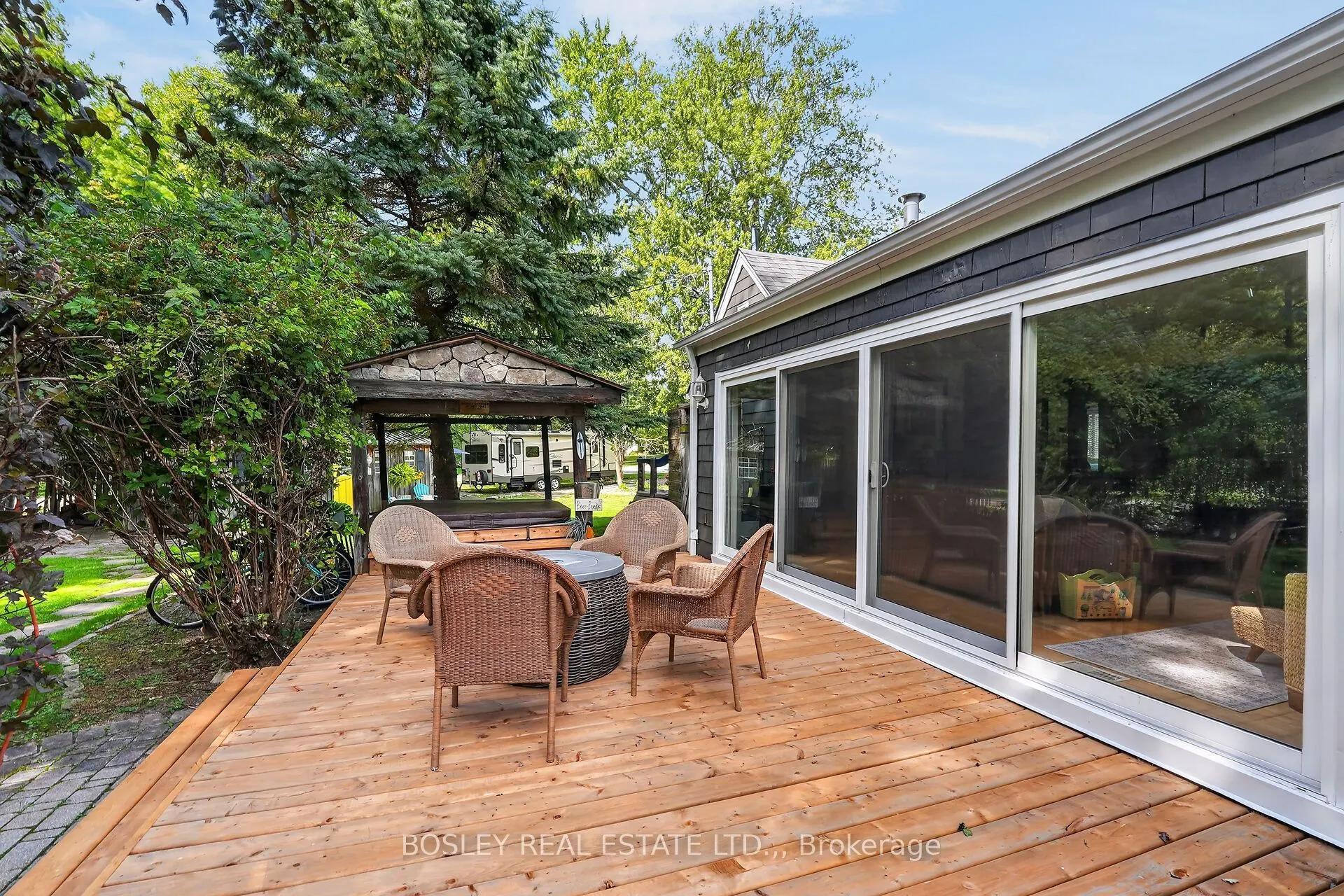 299 Cherry Hill Boulevard S