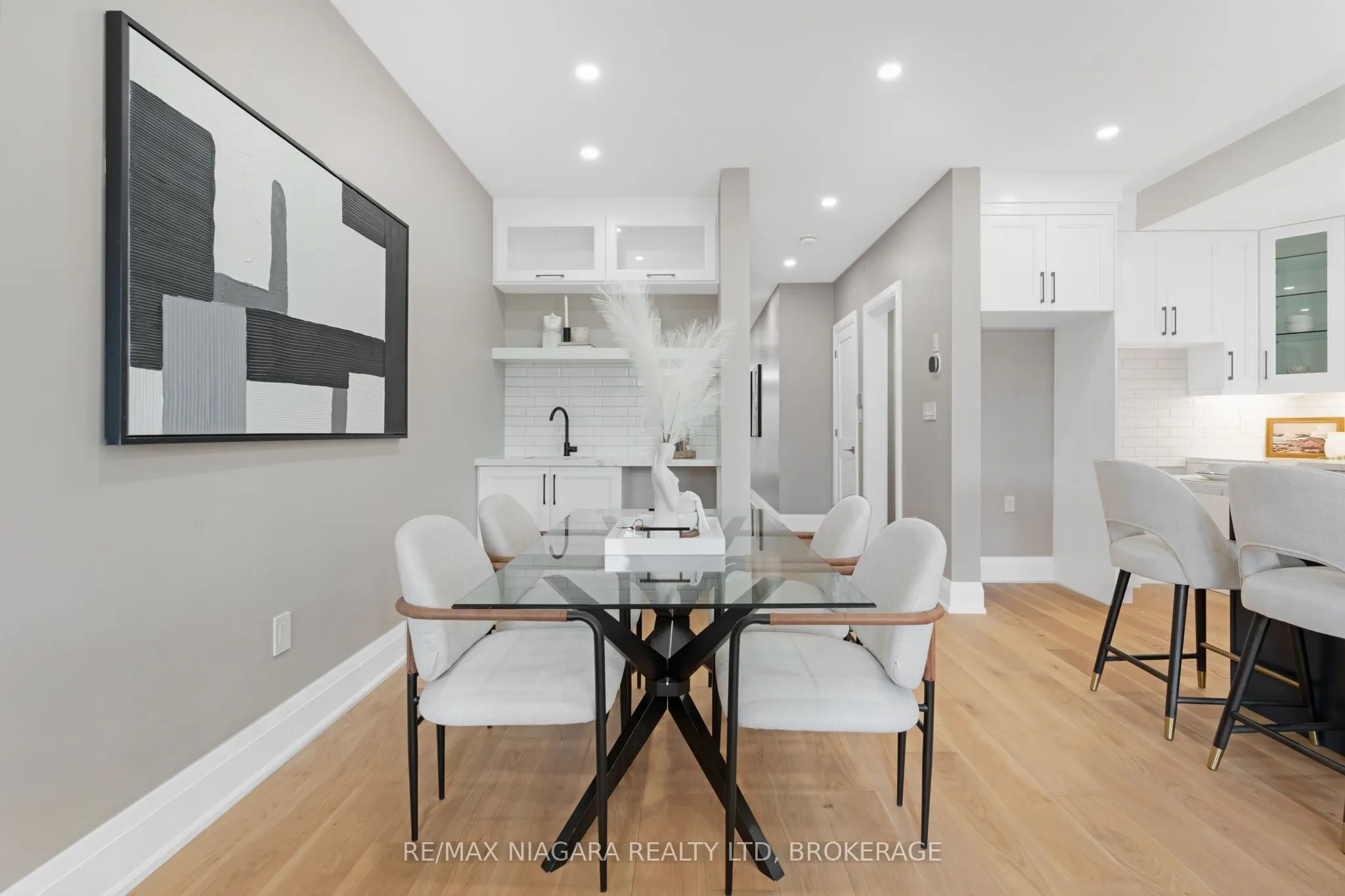 8900 Angie Drive #202