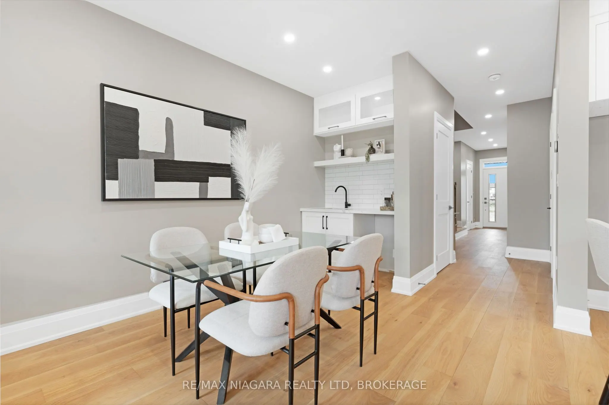 8900 Angie Drive #202