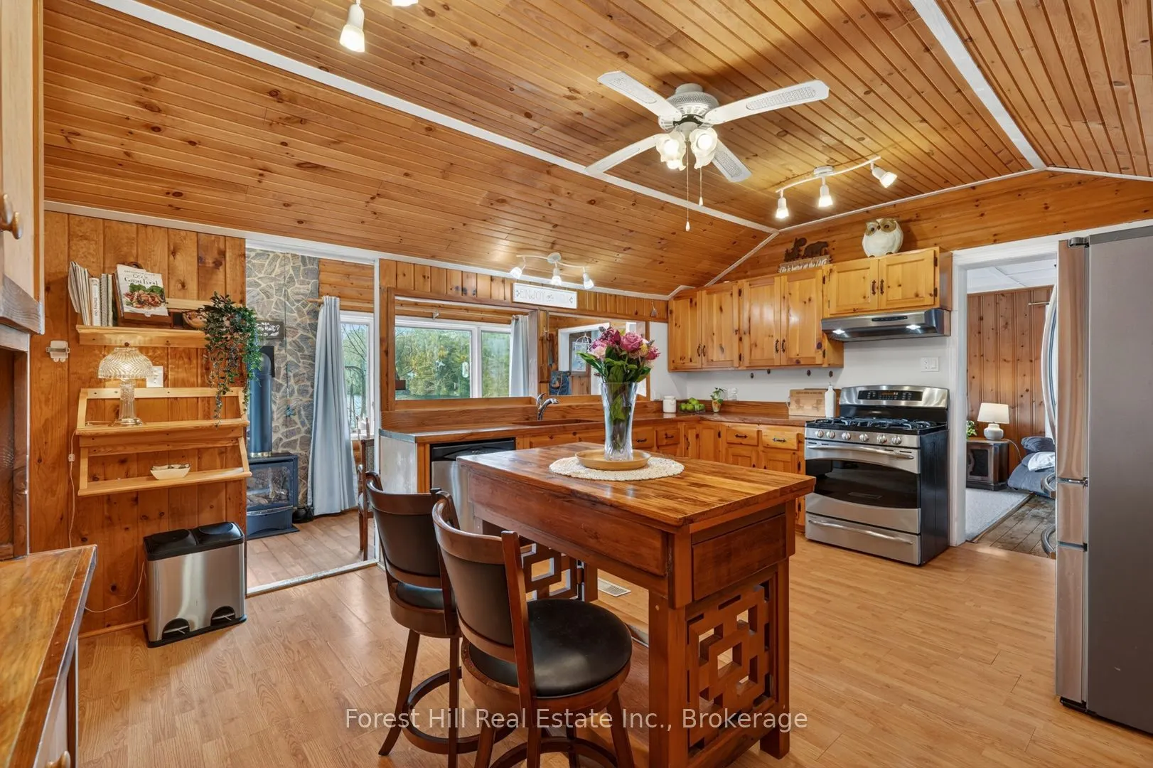 3611 Livingstone Lake Road