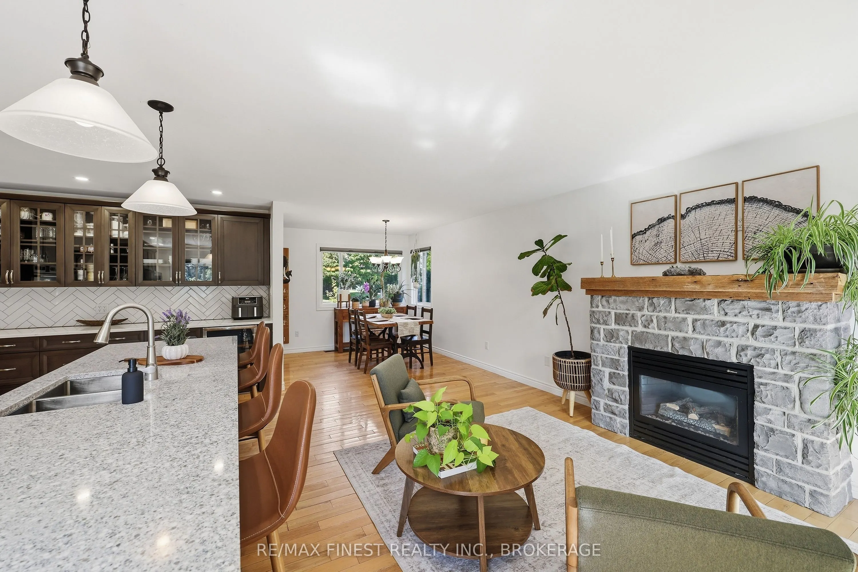 4404 Ashwood Drive