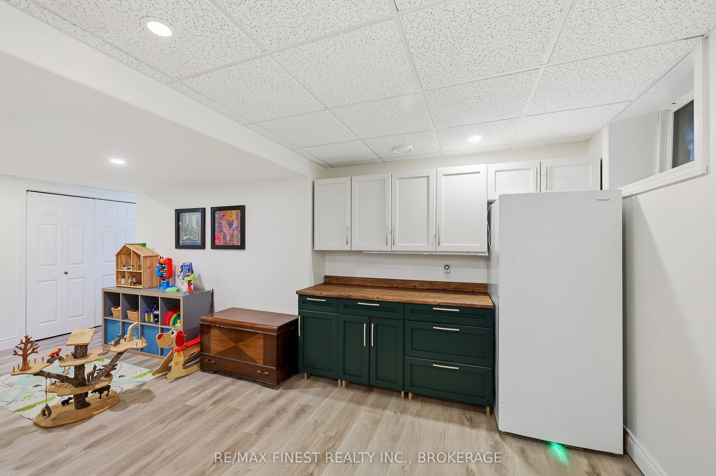 4404 Ashwood Drive