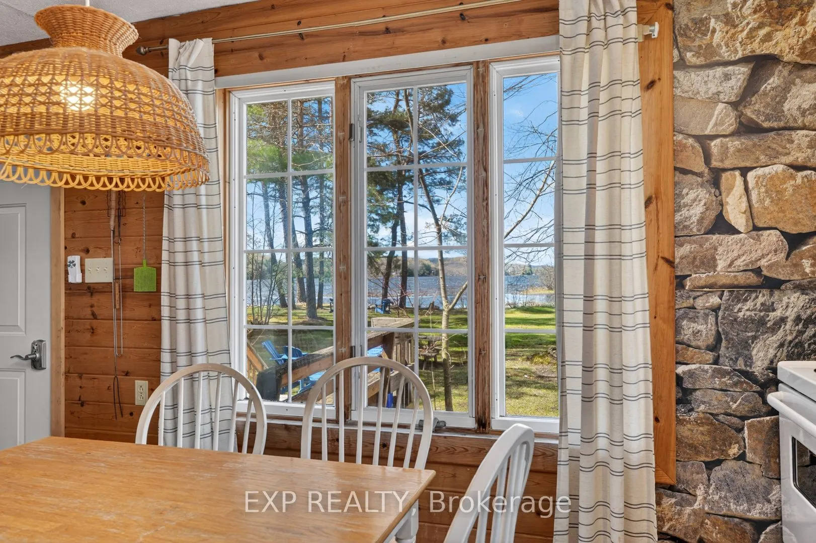 1039 Wonder Beach Road