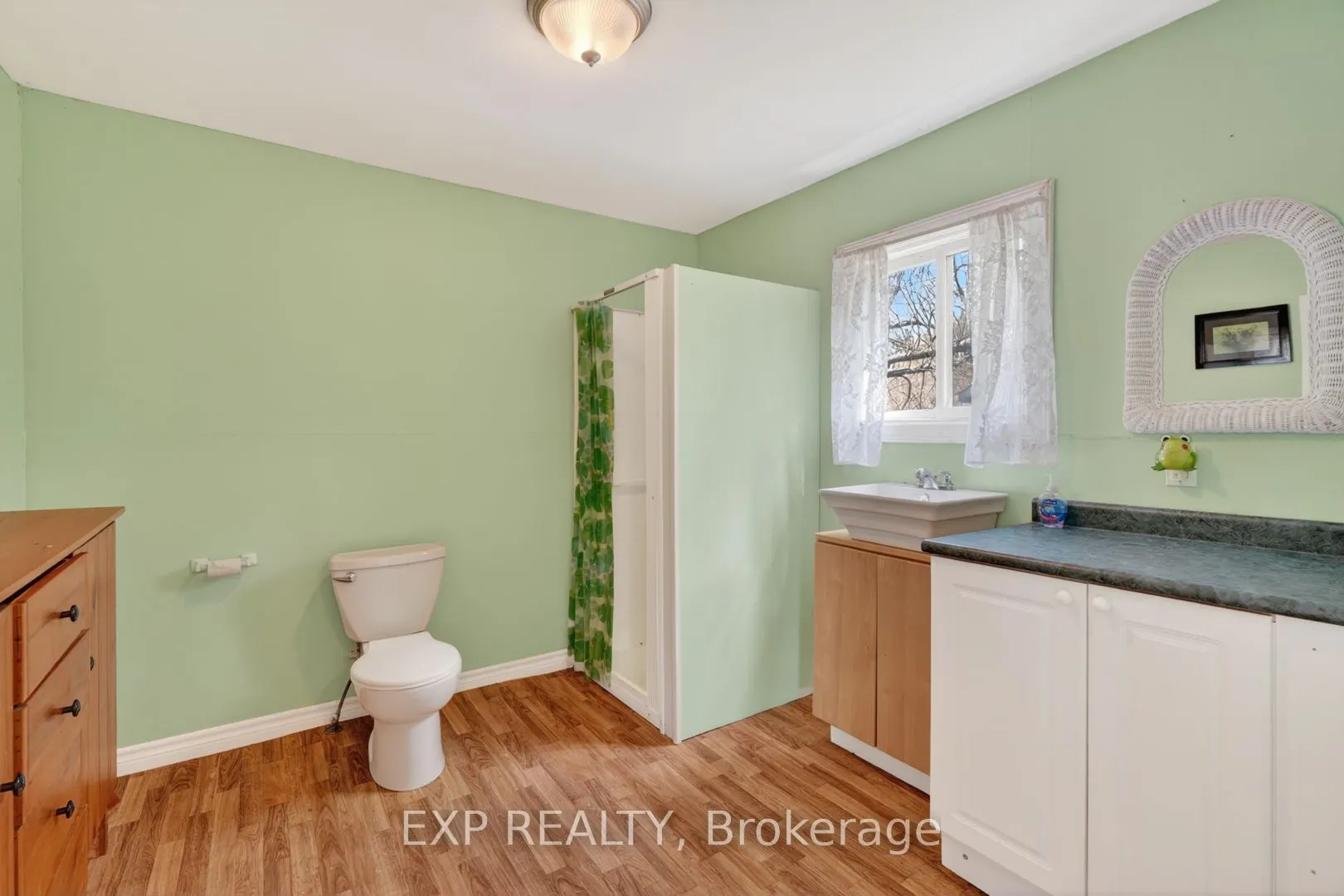1039 Wonder Beach Road