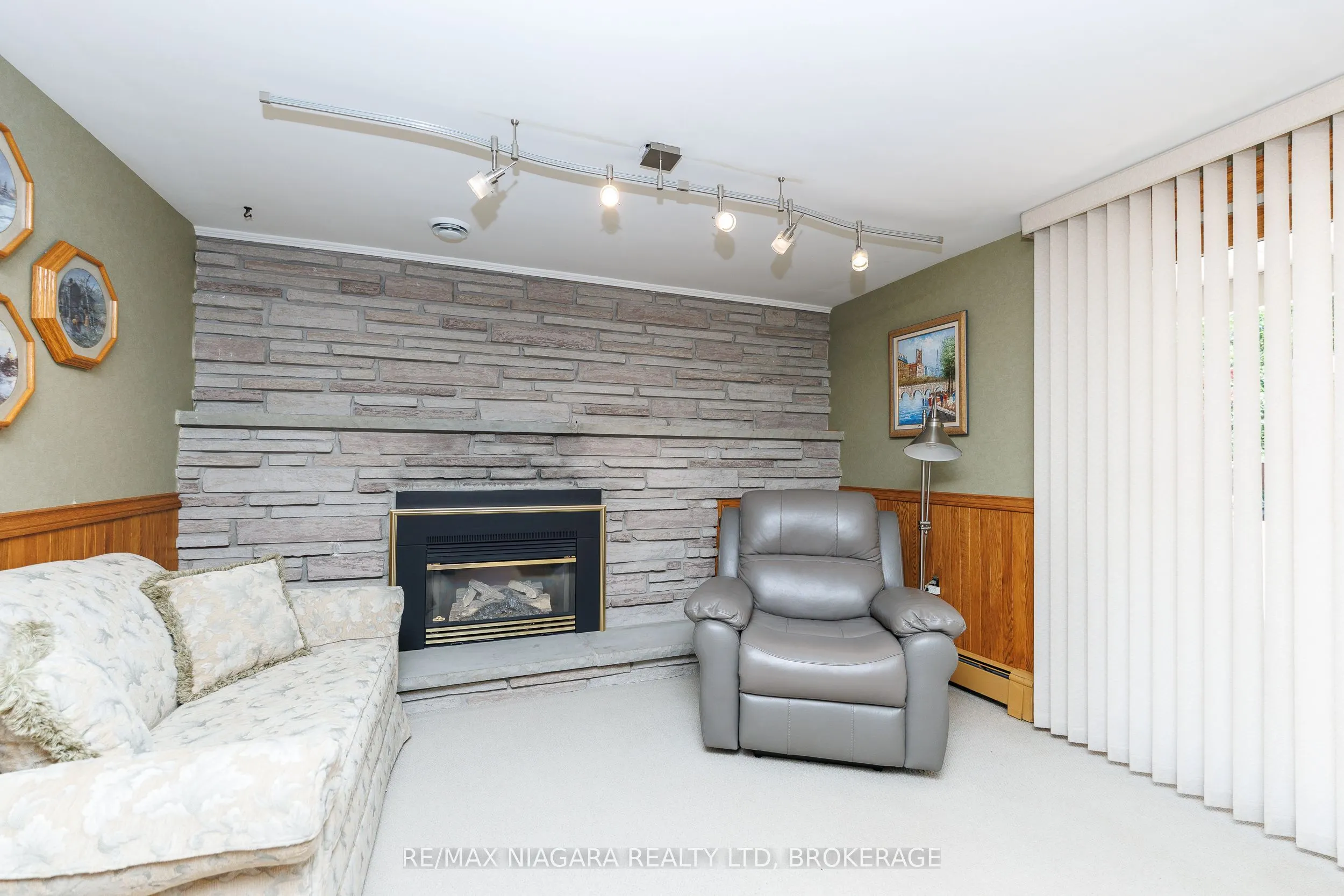 2187 Miller Road
