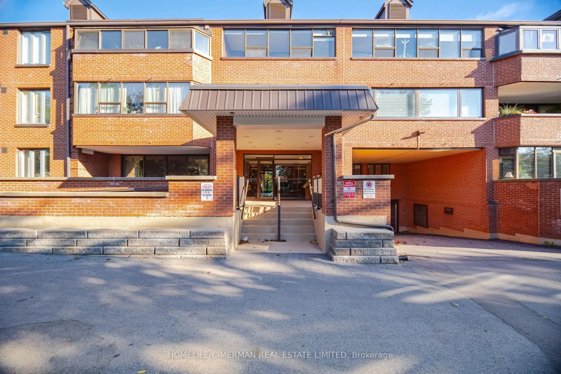 150 Wilson Street W #320