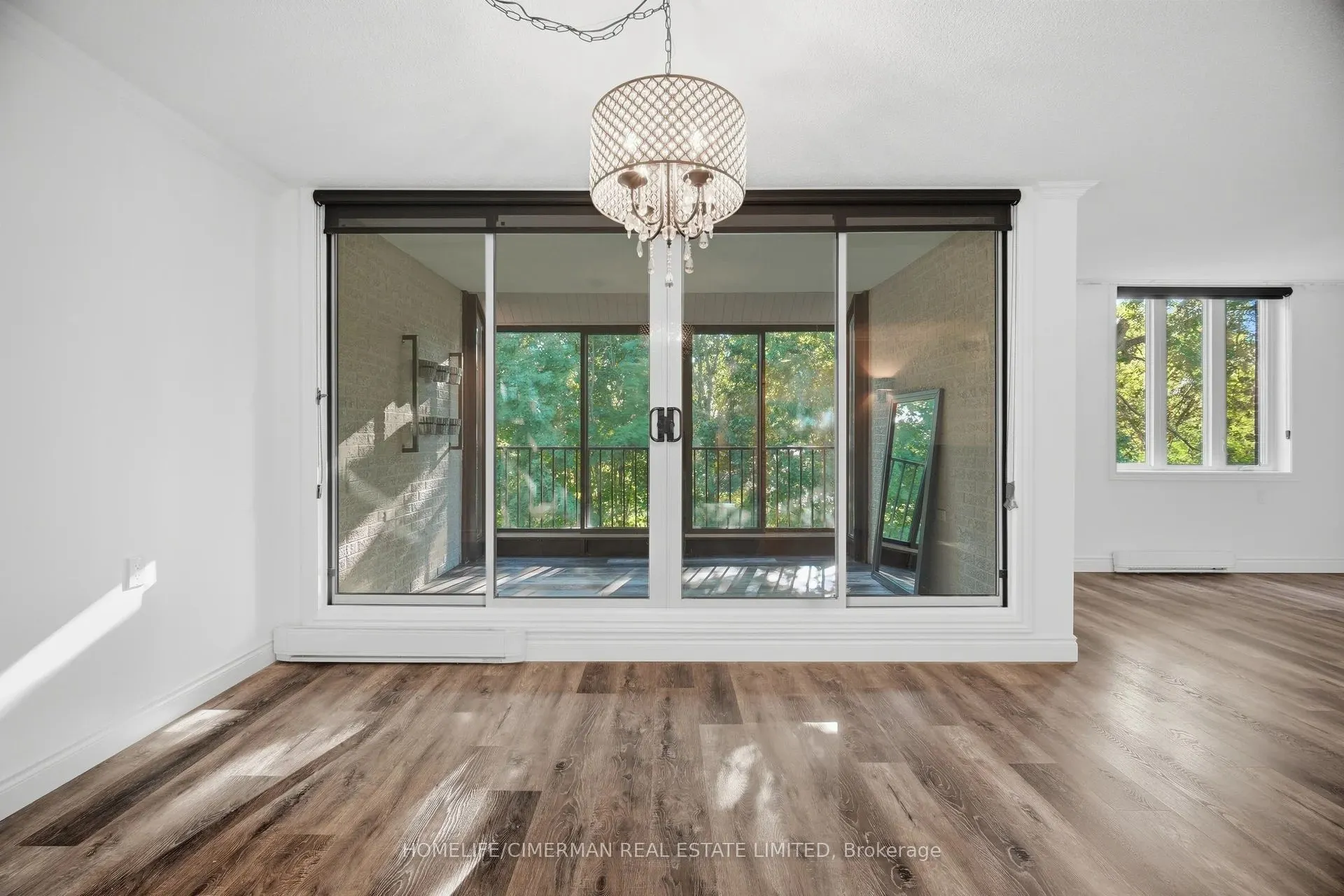 150 Wilson Street W #320