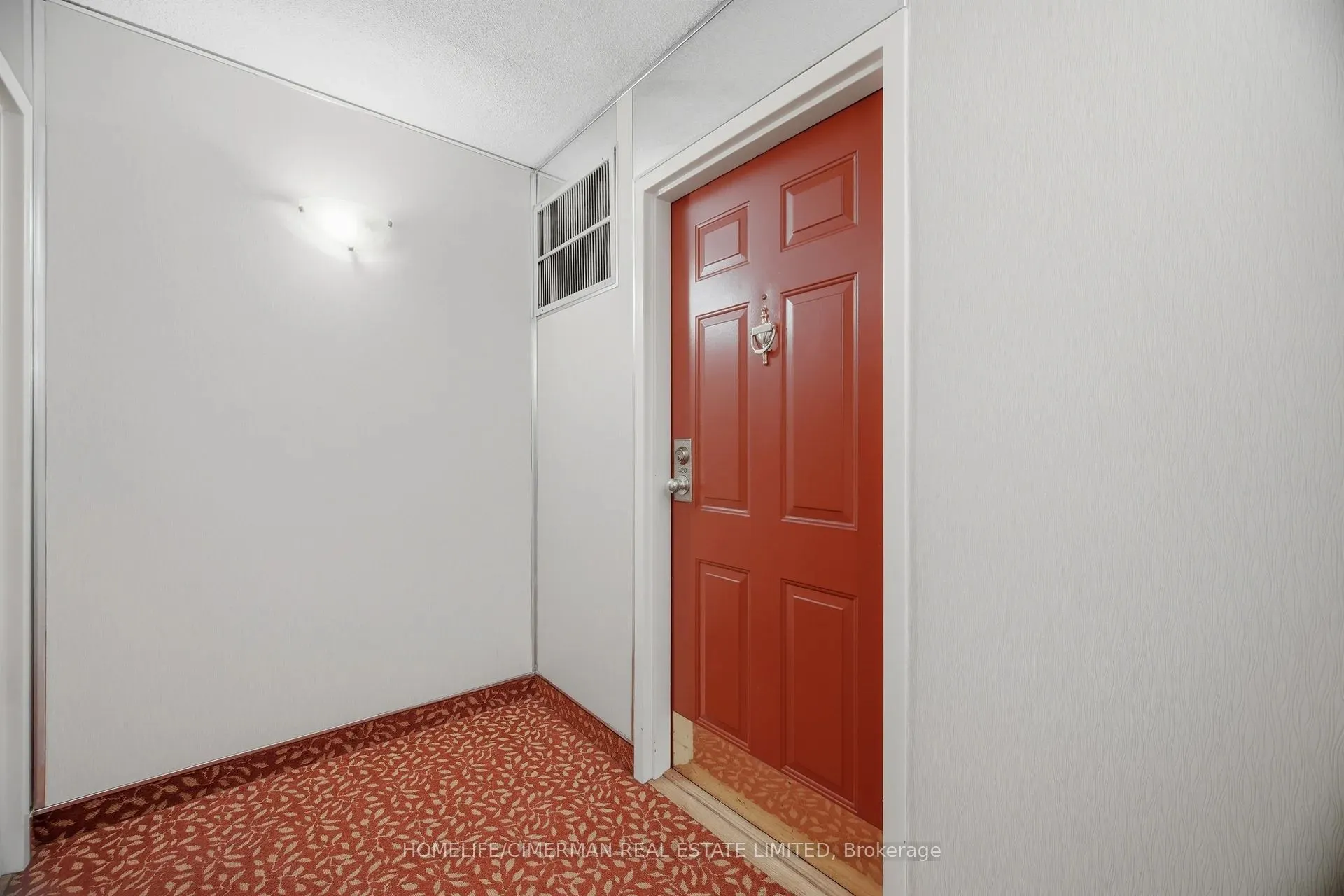 150 Wilson Street W #320