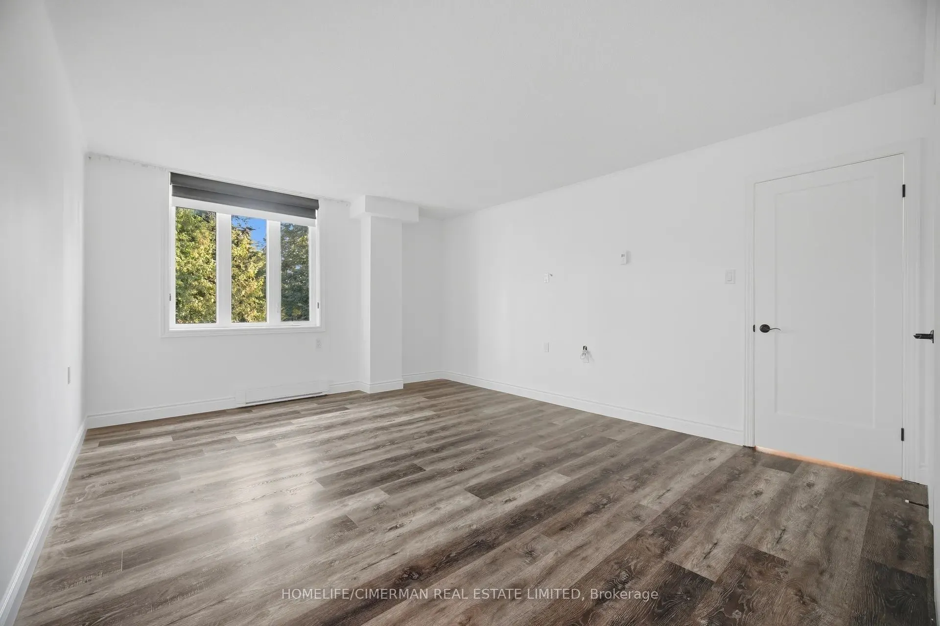 150 Wilson Street W #320