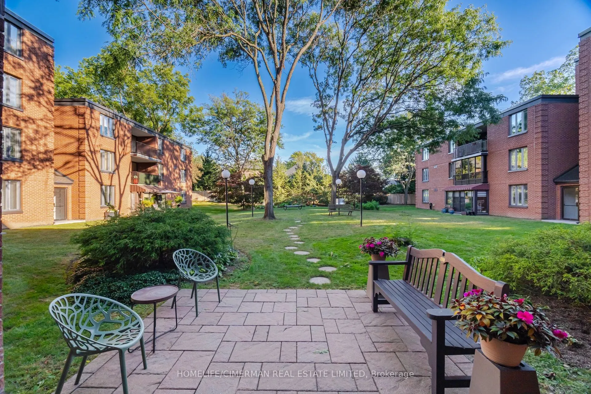 150 Wilson Street W #320