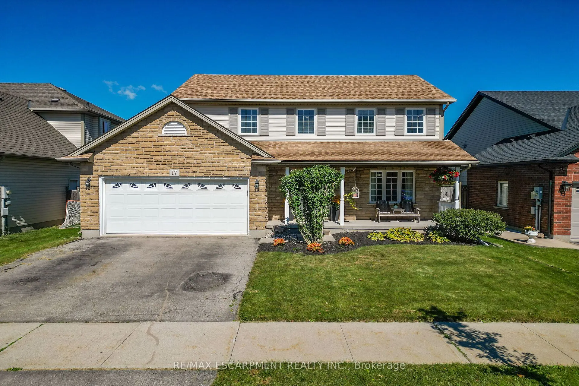 17 Cherry Avenue